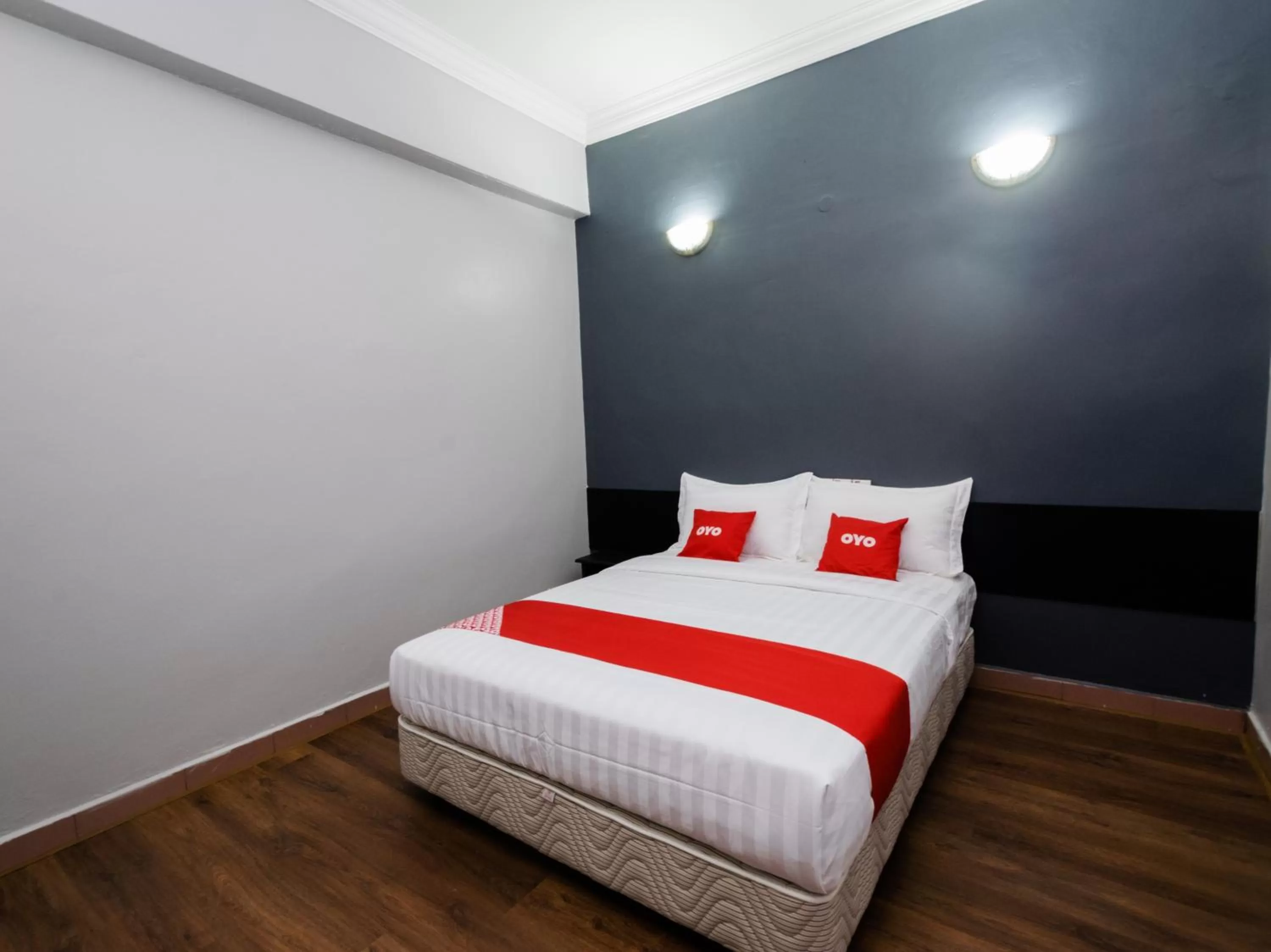 Bedroom, Bed in OYO 89578 Dung Fang Hotel No.1 Sibu