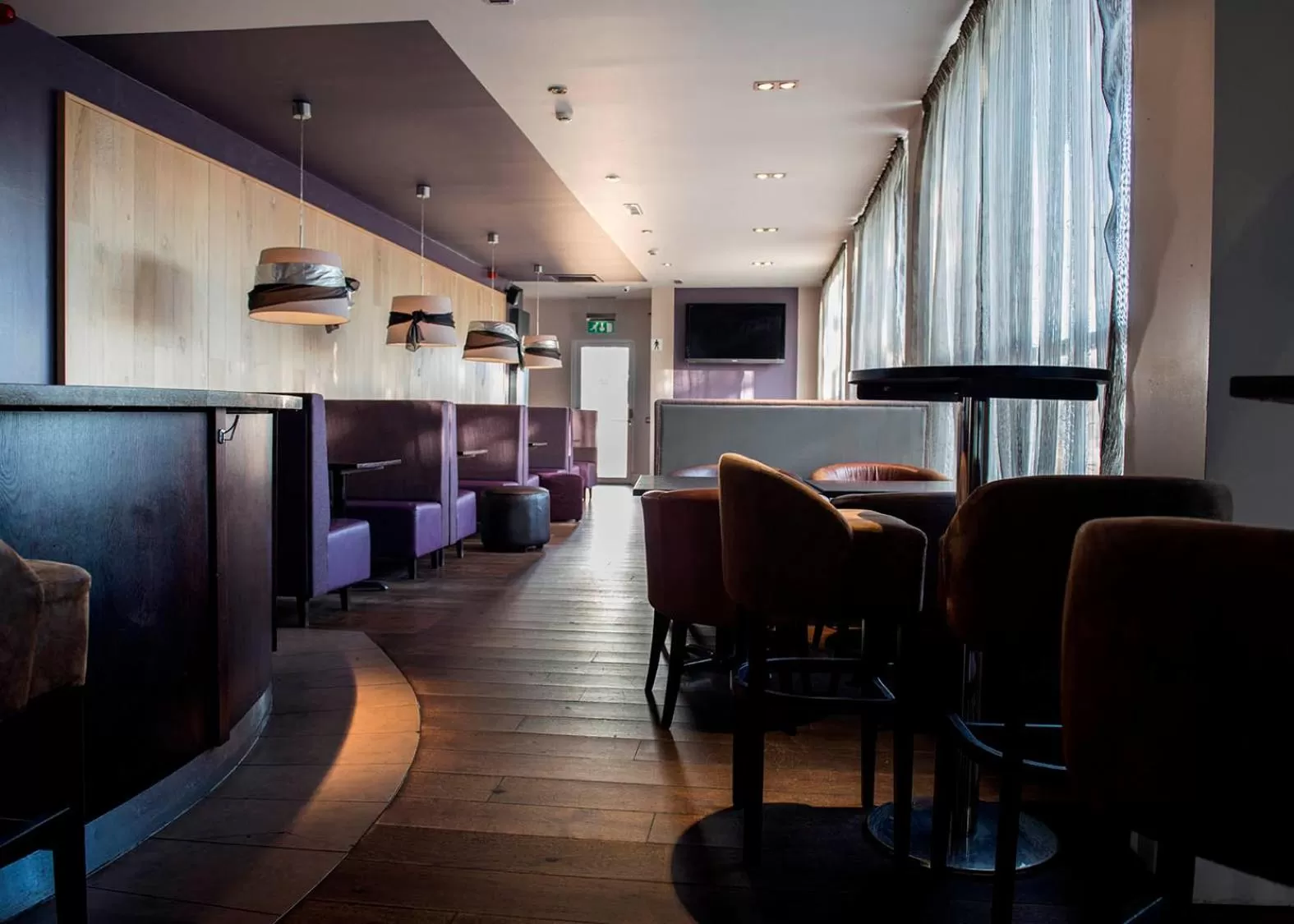 Restaurant/places to eat in Avonbridge Hotel