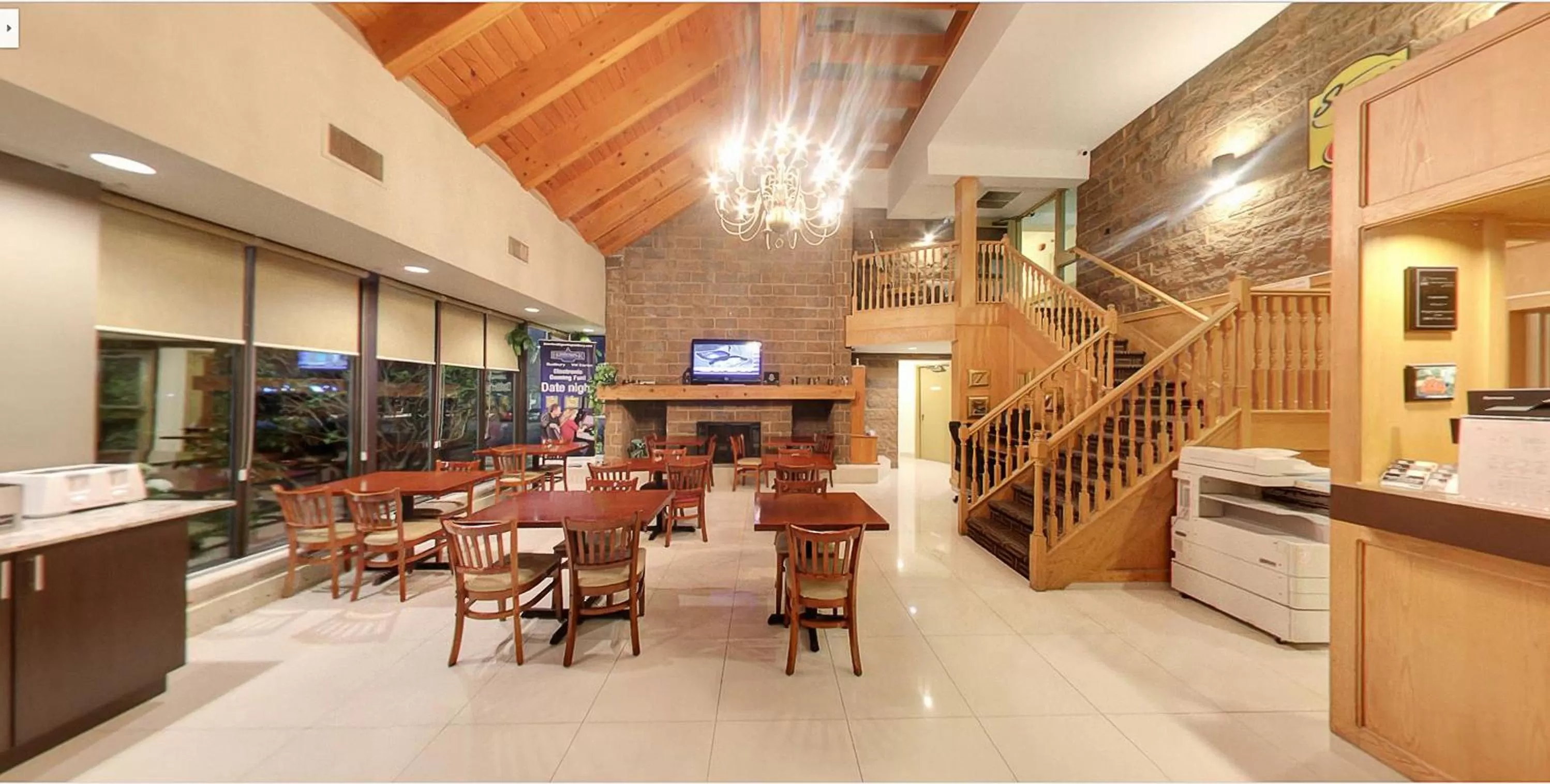 Lobby or reception in Super 8 by Wyndham Sudbury ON