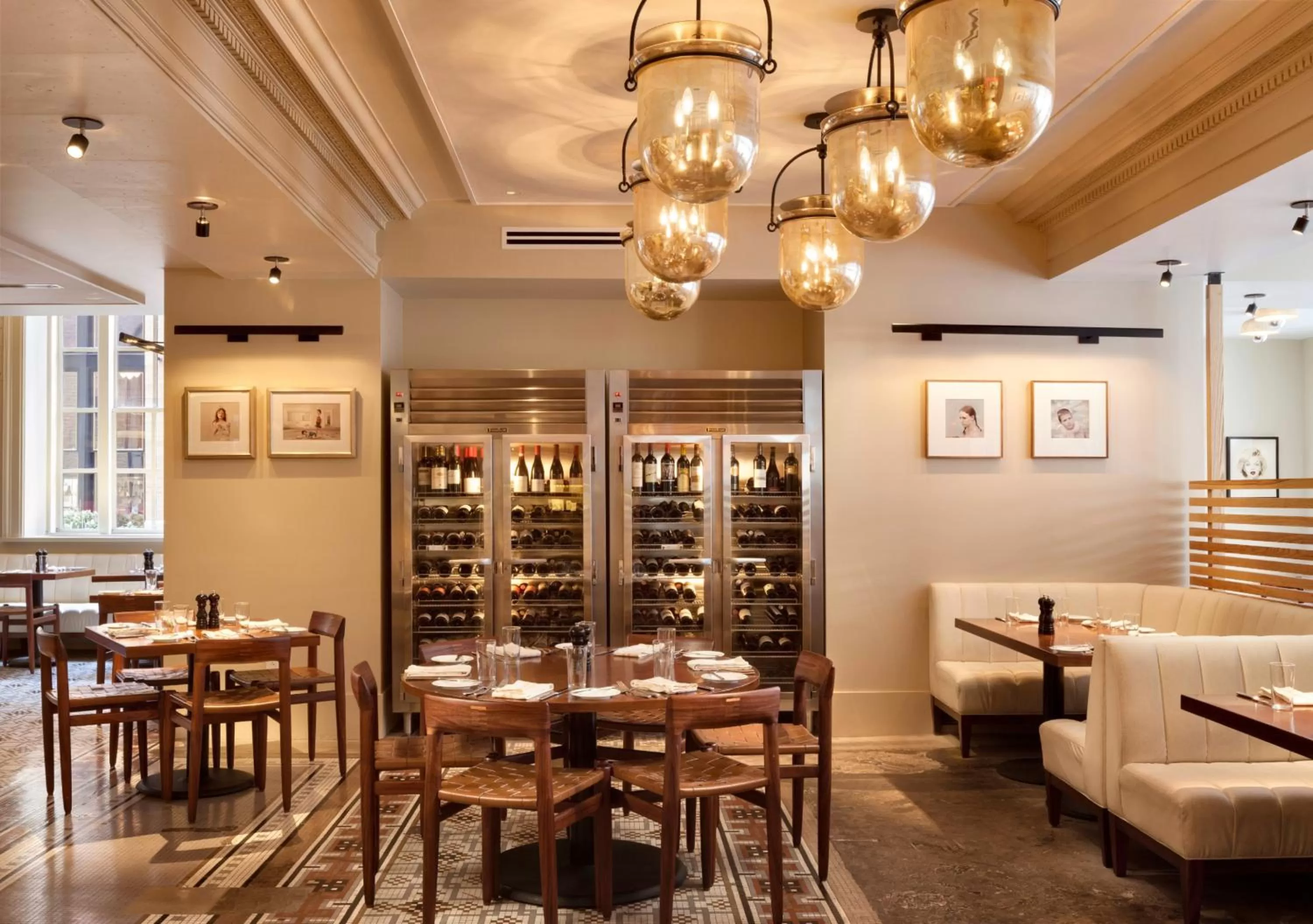 Restaurant/places to eat in 21c Museum Hotel Cincinnati