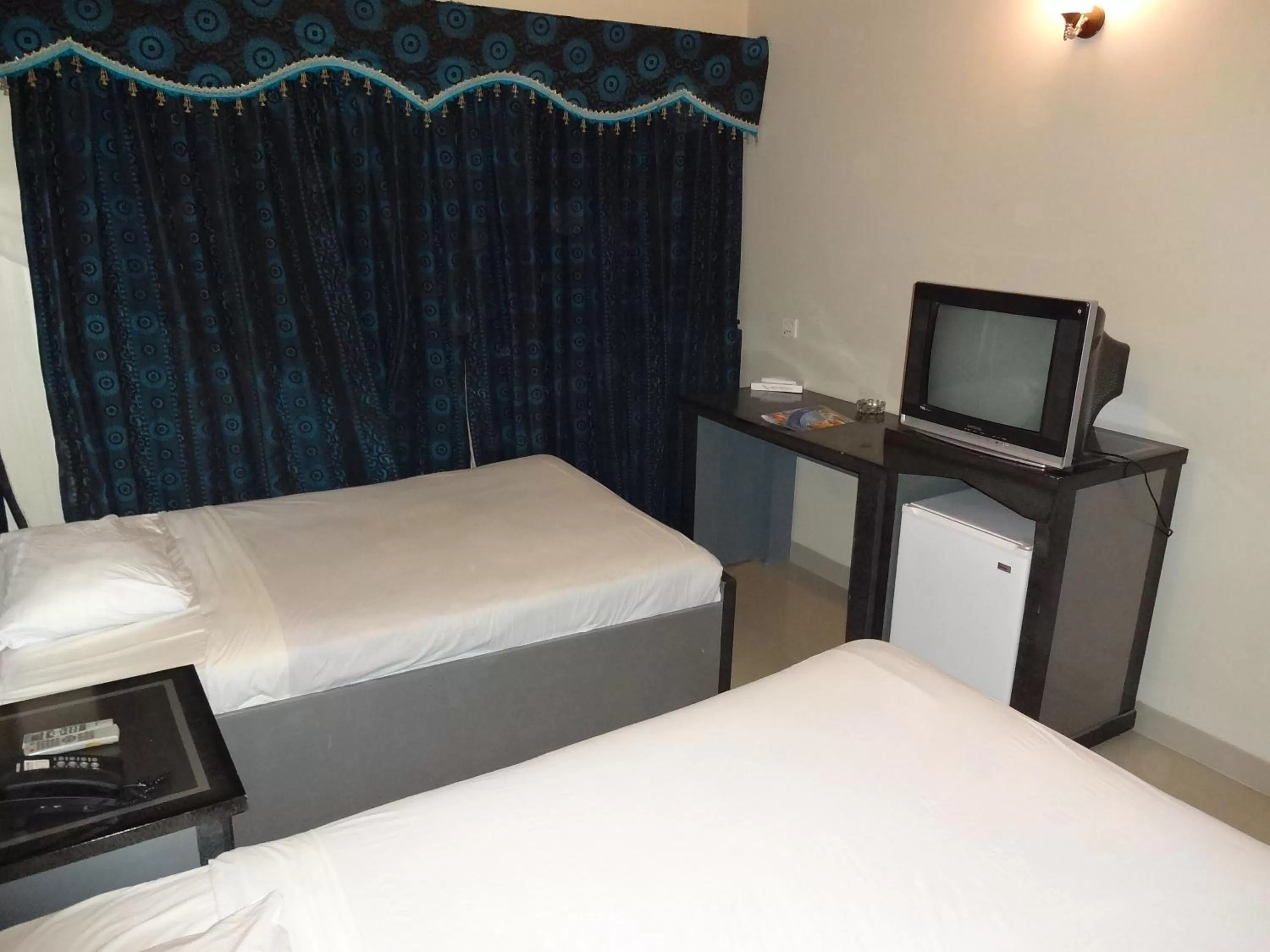 Photo of the whole room, Bed in Hotel Sky Towers