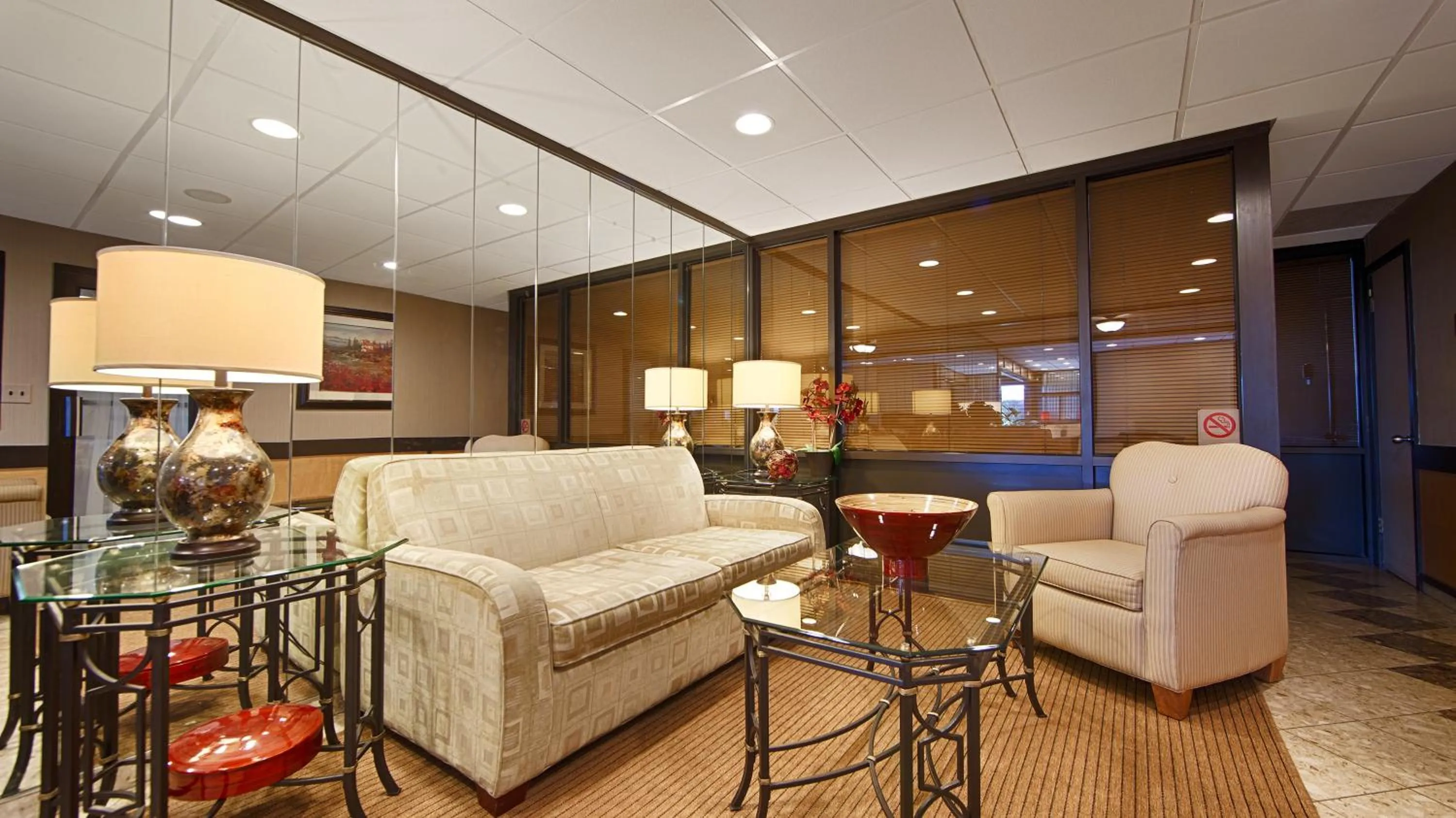 Lobby or reception in West Gate Inn Nyack