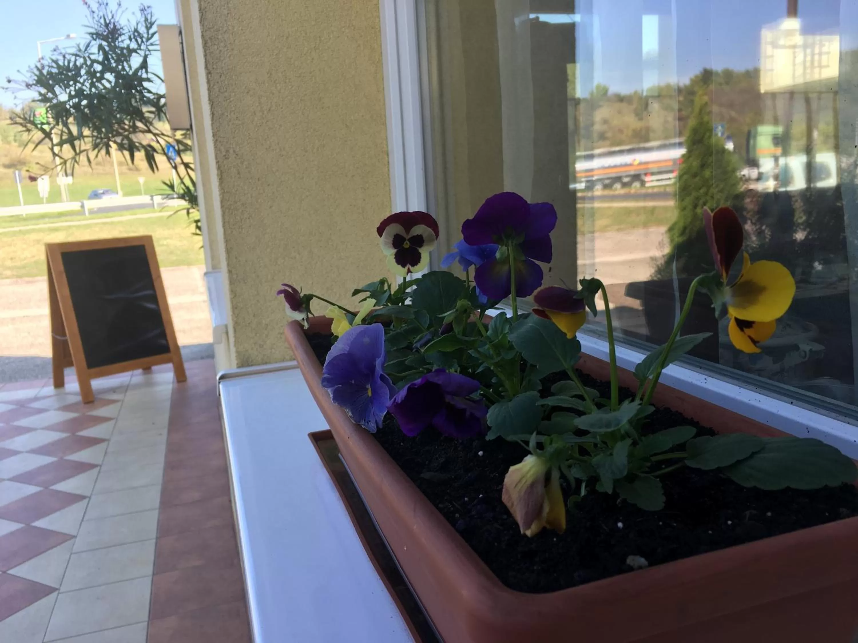 Romantik Étterem - Panzió