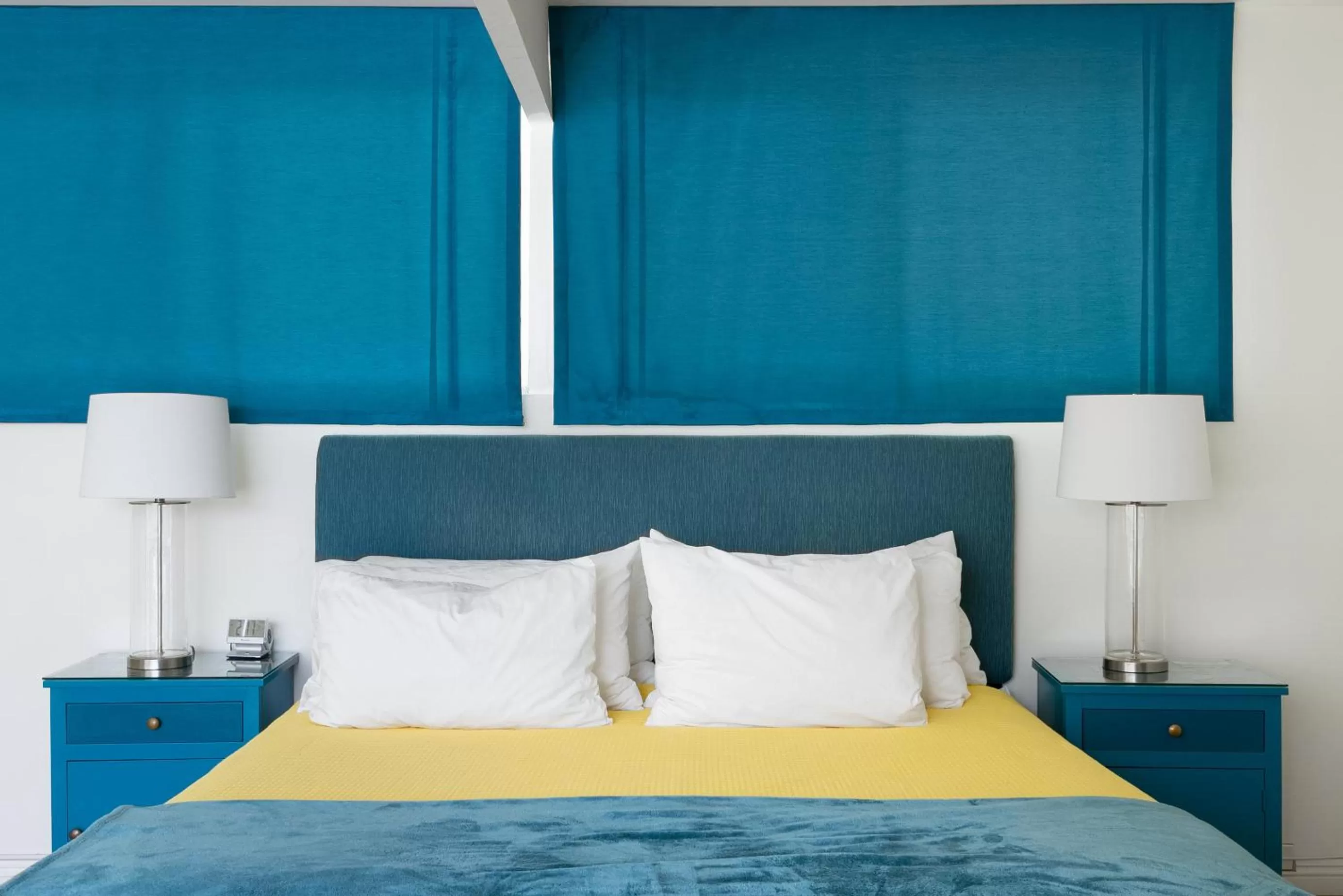 Bed in The Monkey Tree Hotel by AvantStay