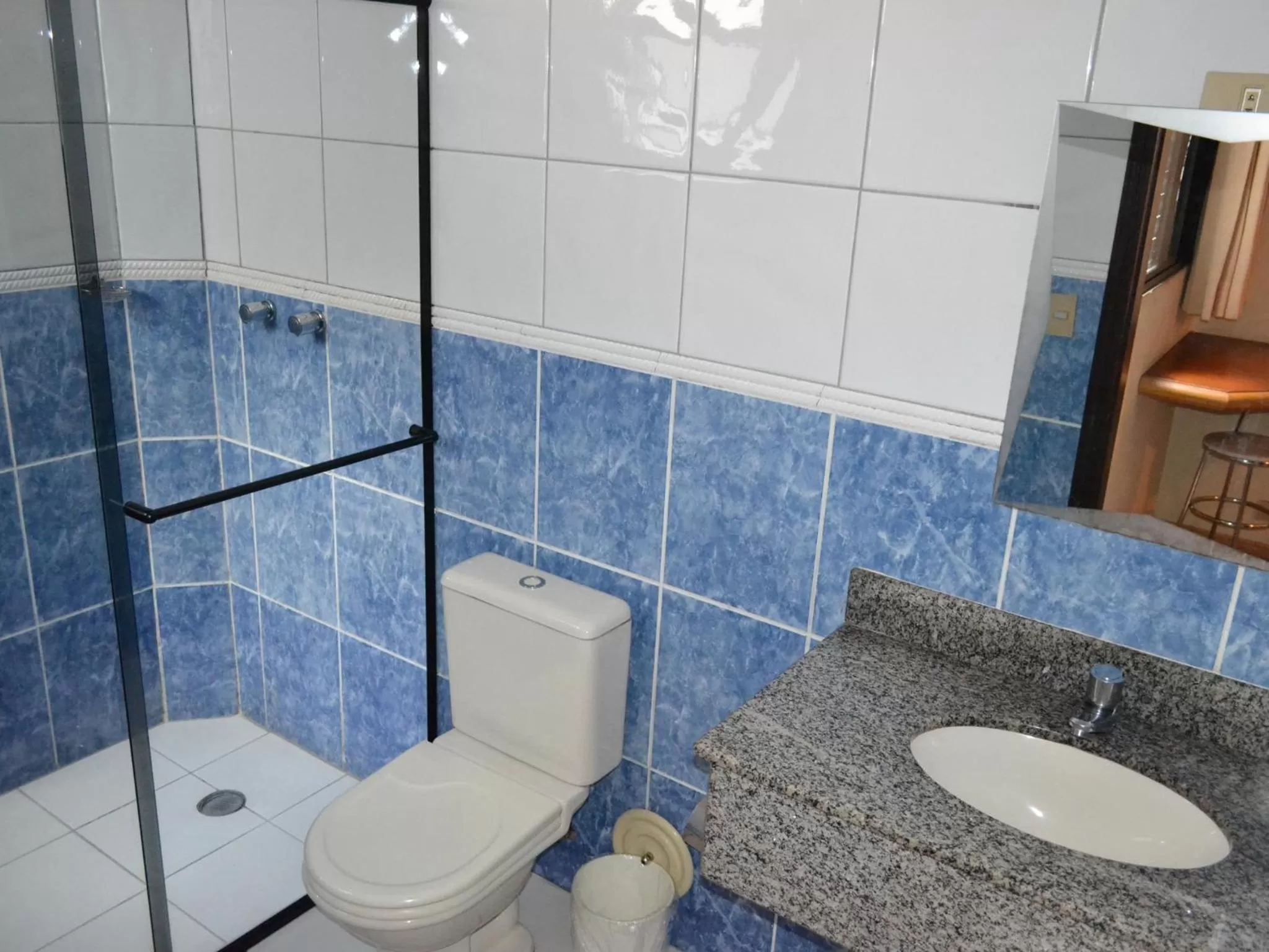 Bathroom in Aero Plaza Hotel