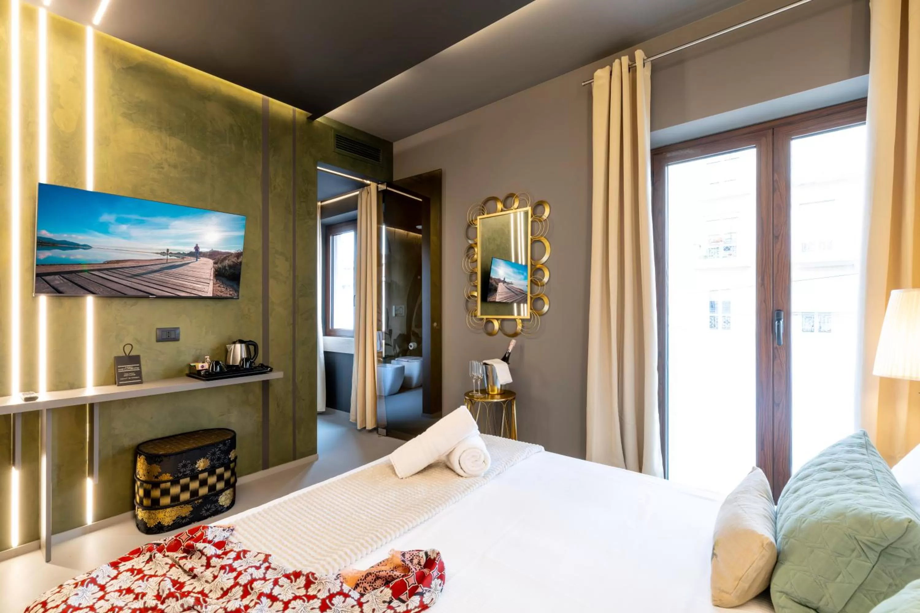 Photo of the whole room, Bed in Boutique Marconi