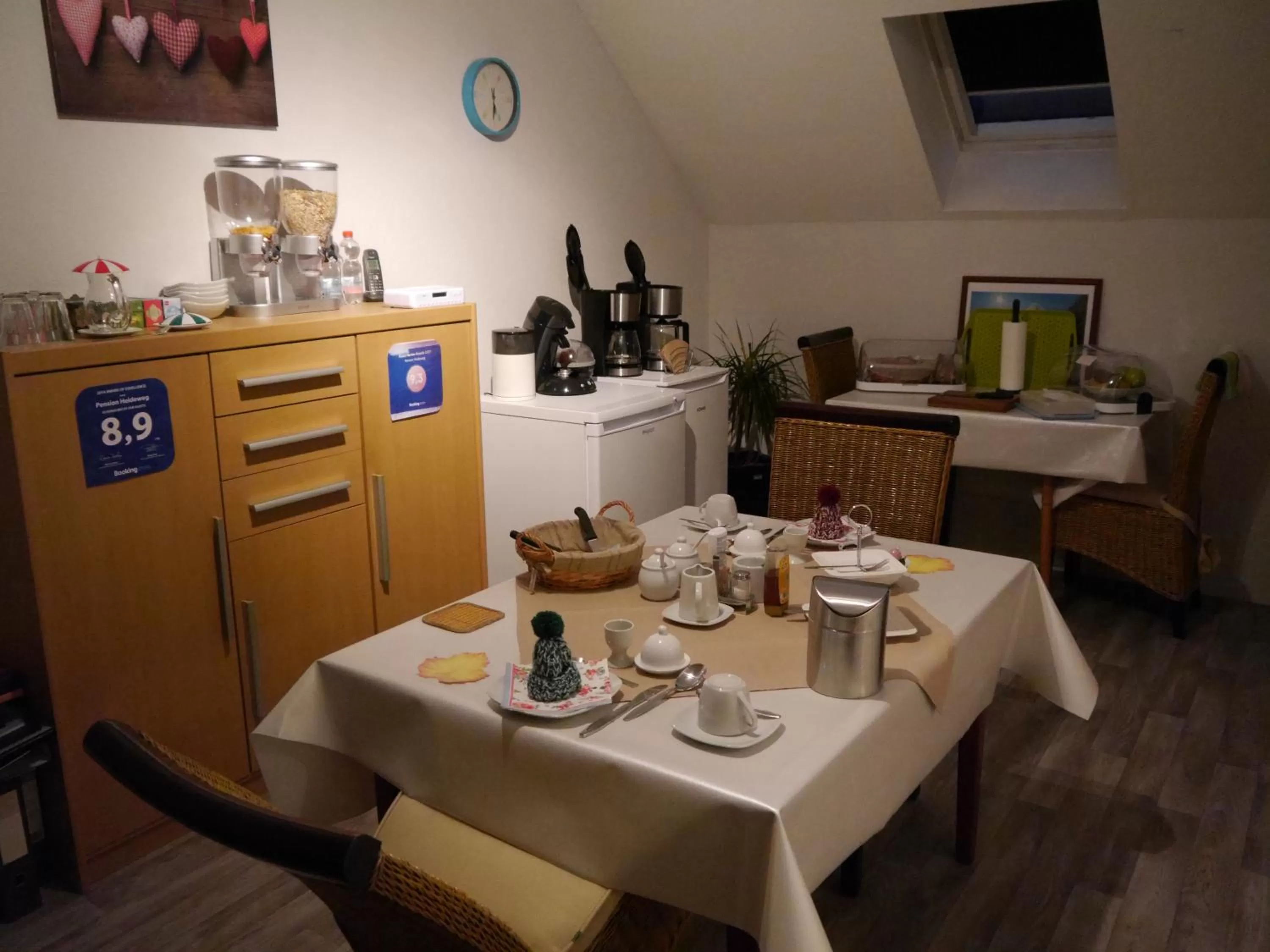 Continental breakfast, Restaurant/Places to Eat in Pension Heideweg