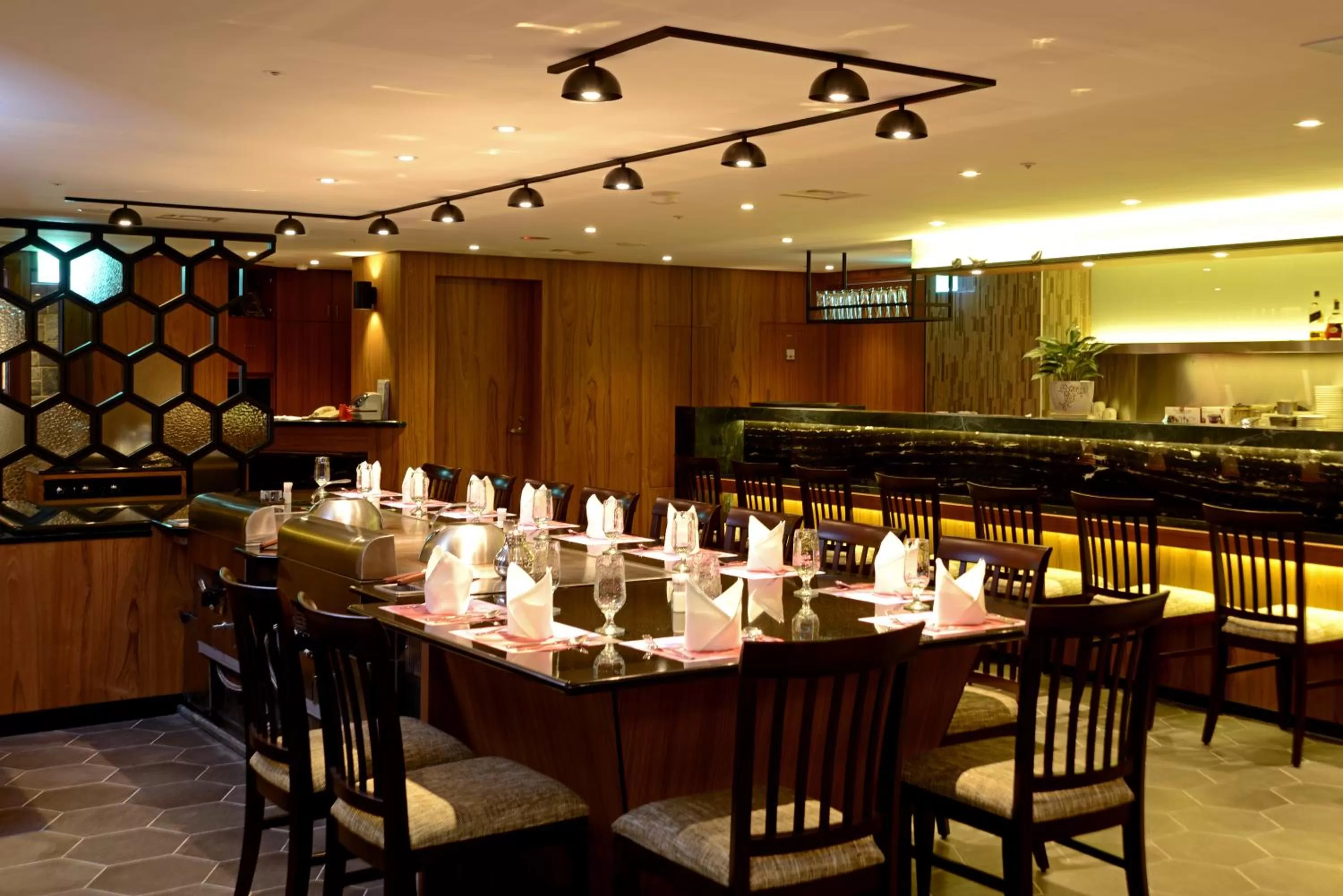 Lunch in Brother Hotel