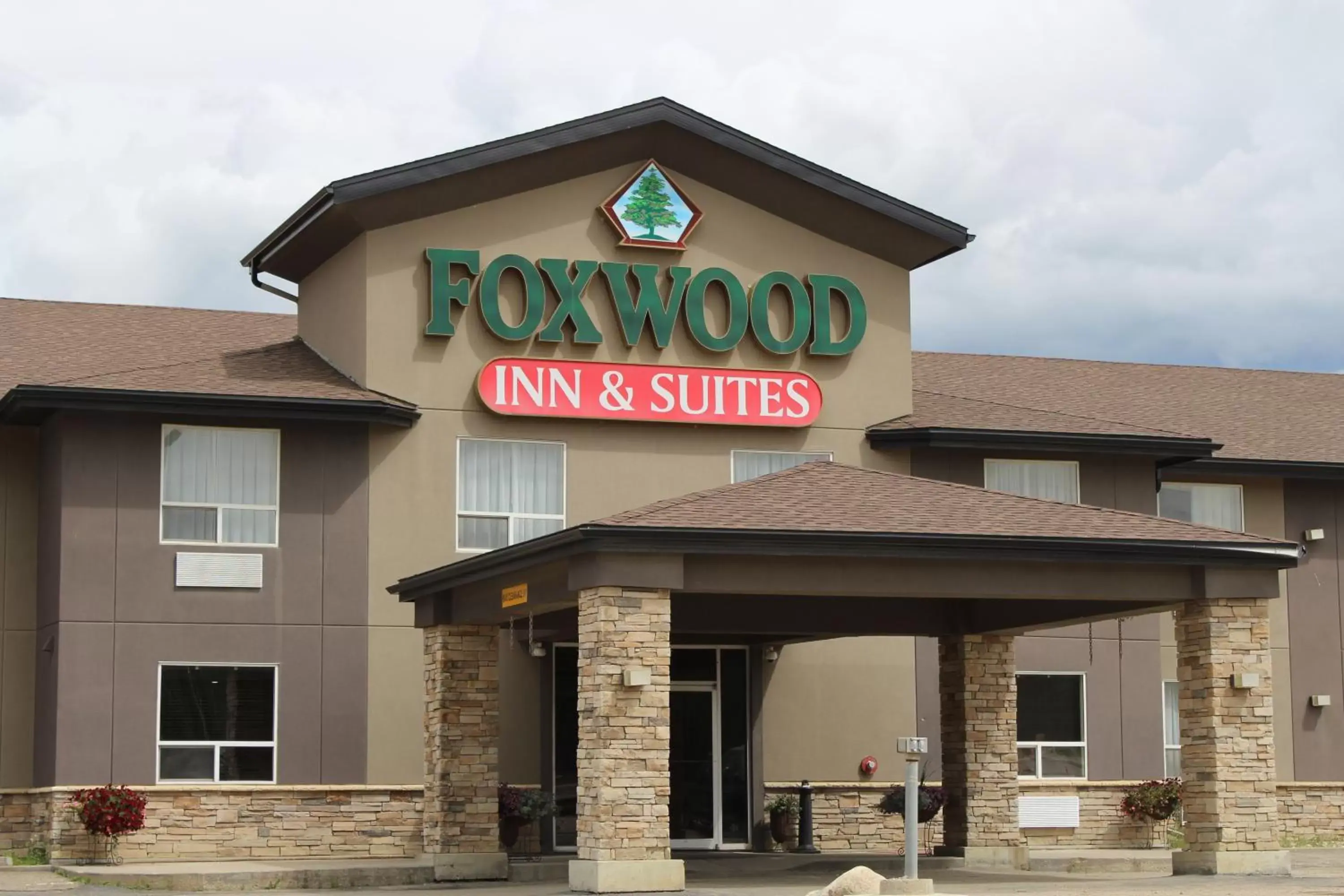 Foxwood Inn and Suites Foxwood Inn and Suites