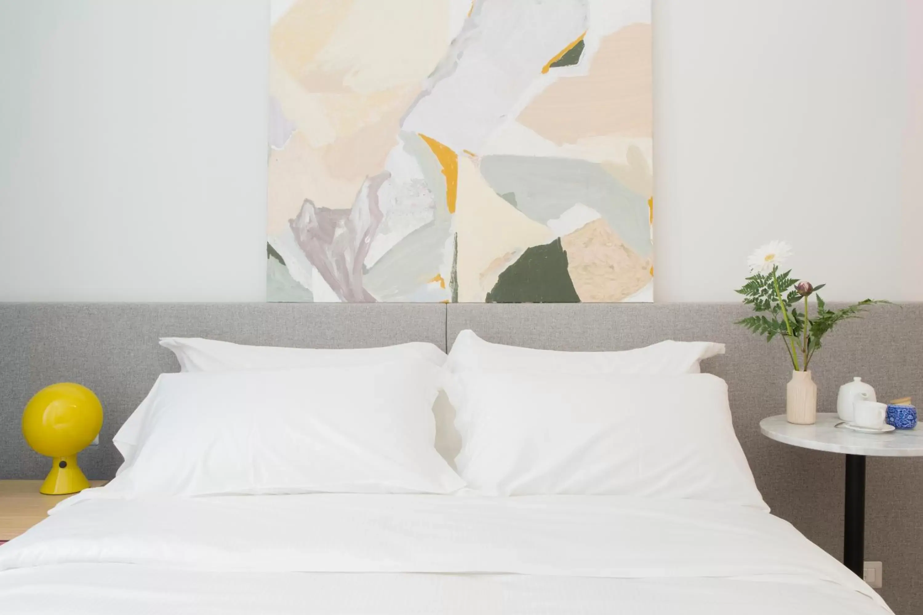 Queen Room in The Radical Hotel Roma Queen Room in The Radical Hotel Roma