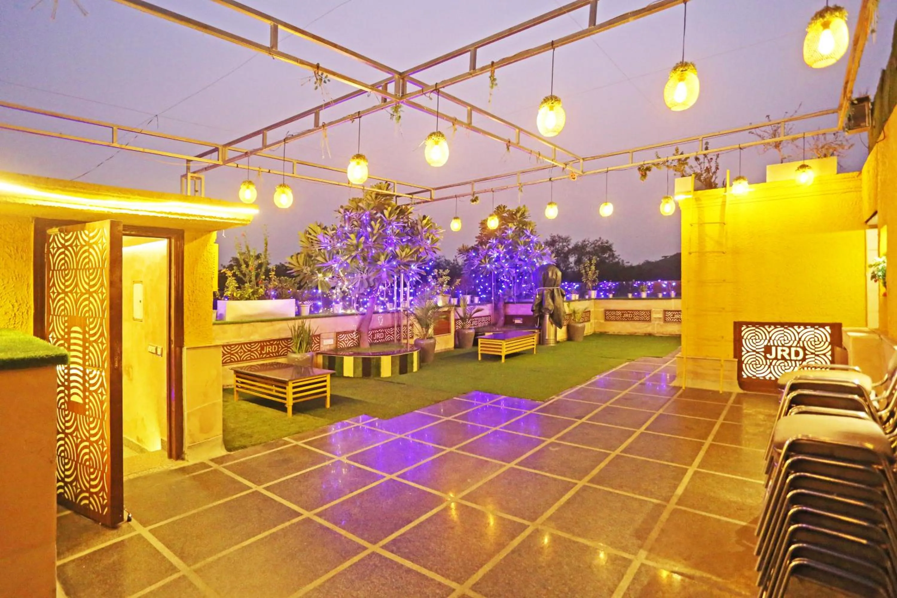 Banquet/Function facilities in JRD Luxury-Business Hotel