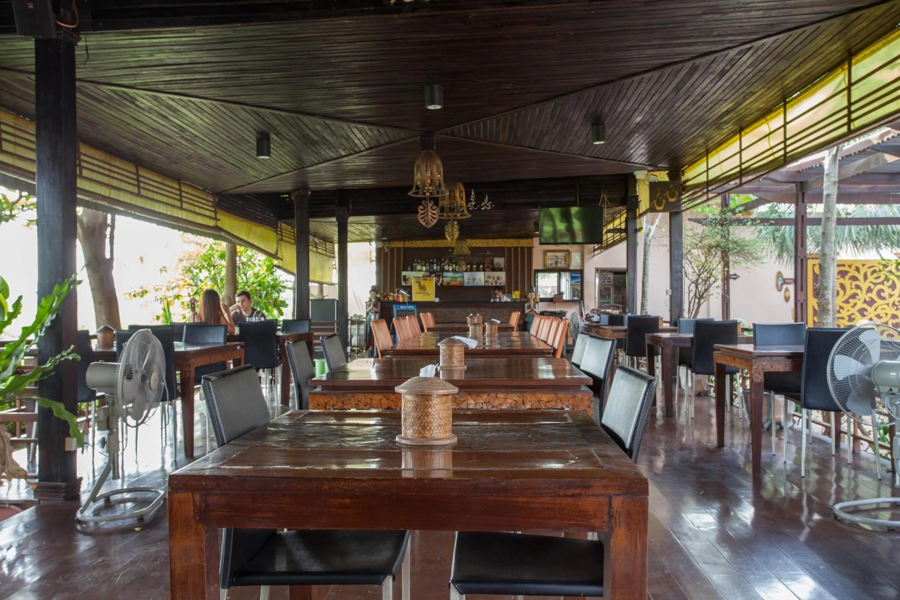 Restaurant/places to eat in PloyKhumThong Boutique Resort