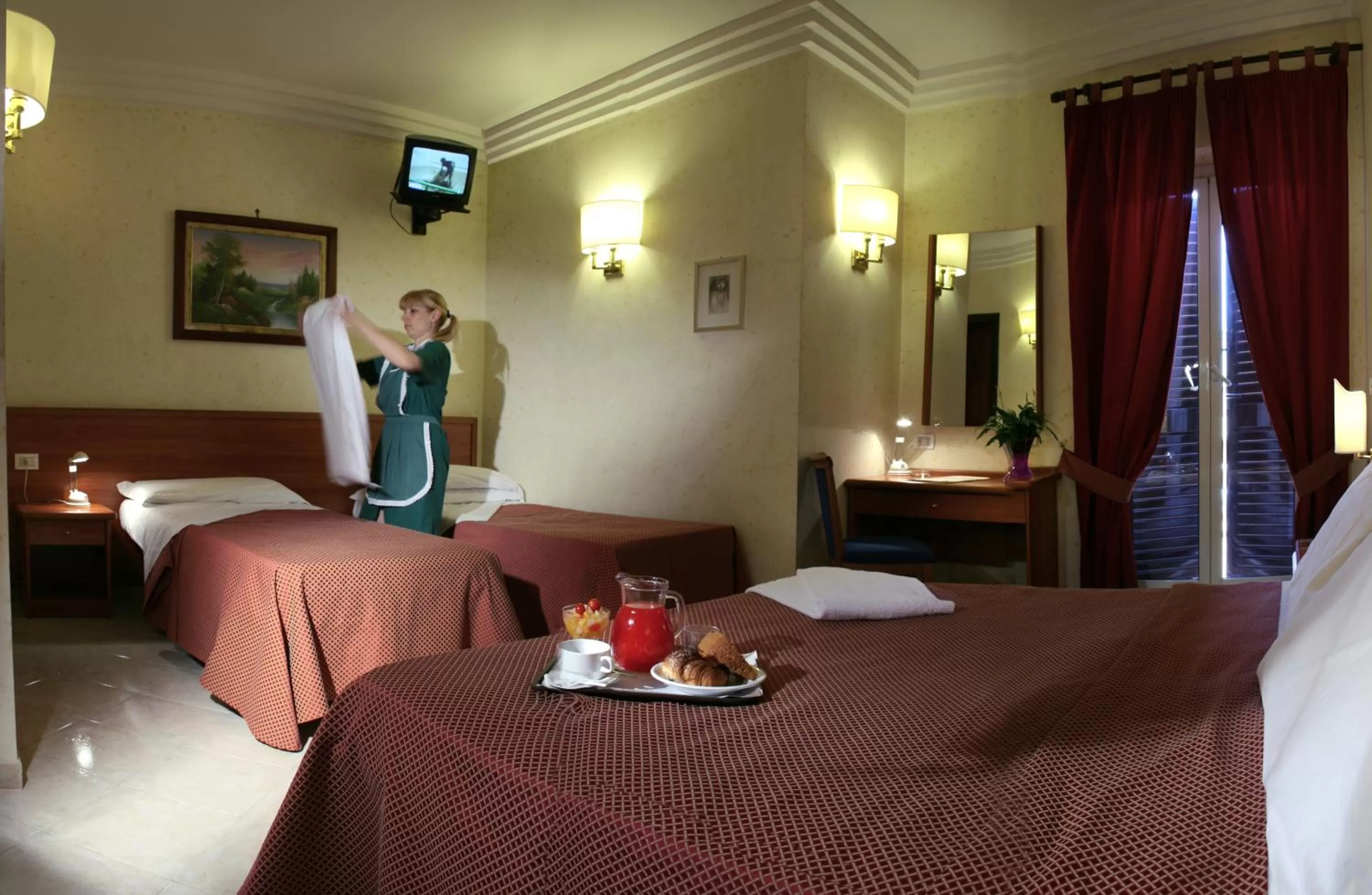 Photo of the whole room, Bed in Hotel Delle Muse