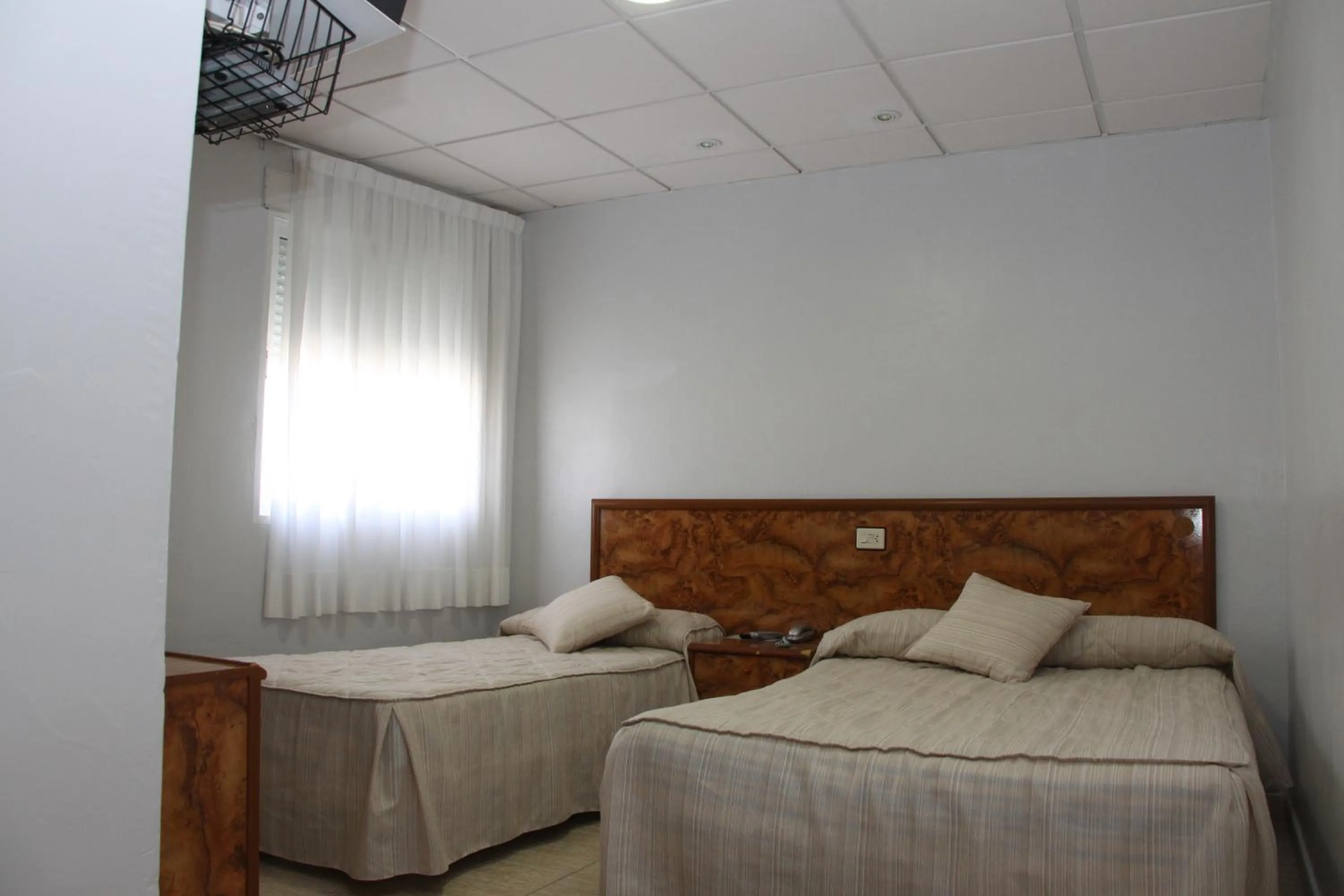 Day, Bed in Hotel Trabuco