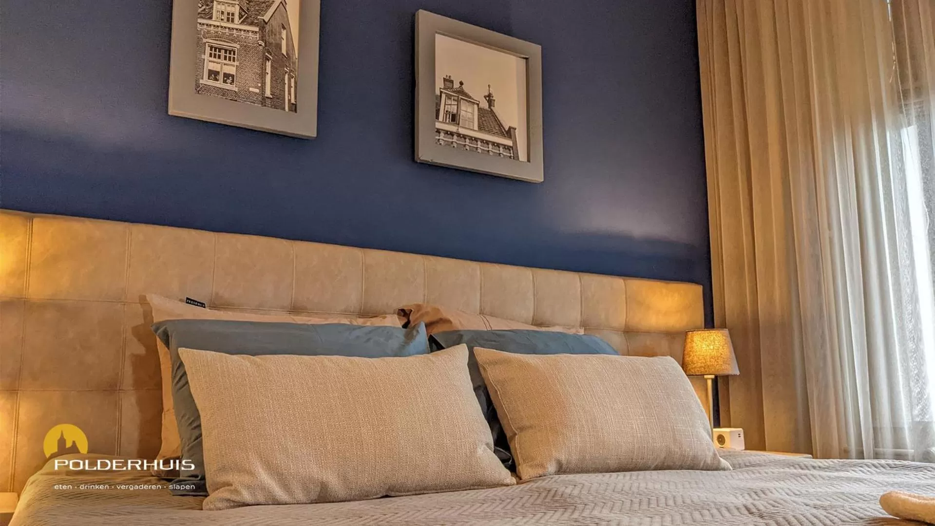 Bed in Polderhuis Bed & Breakfast