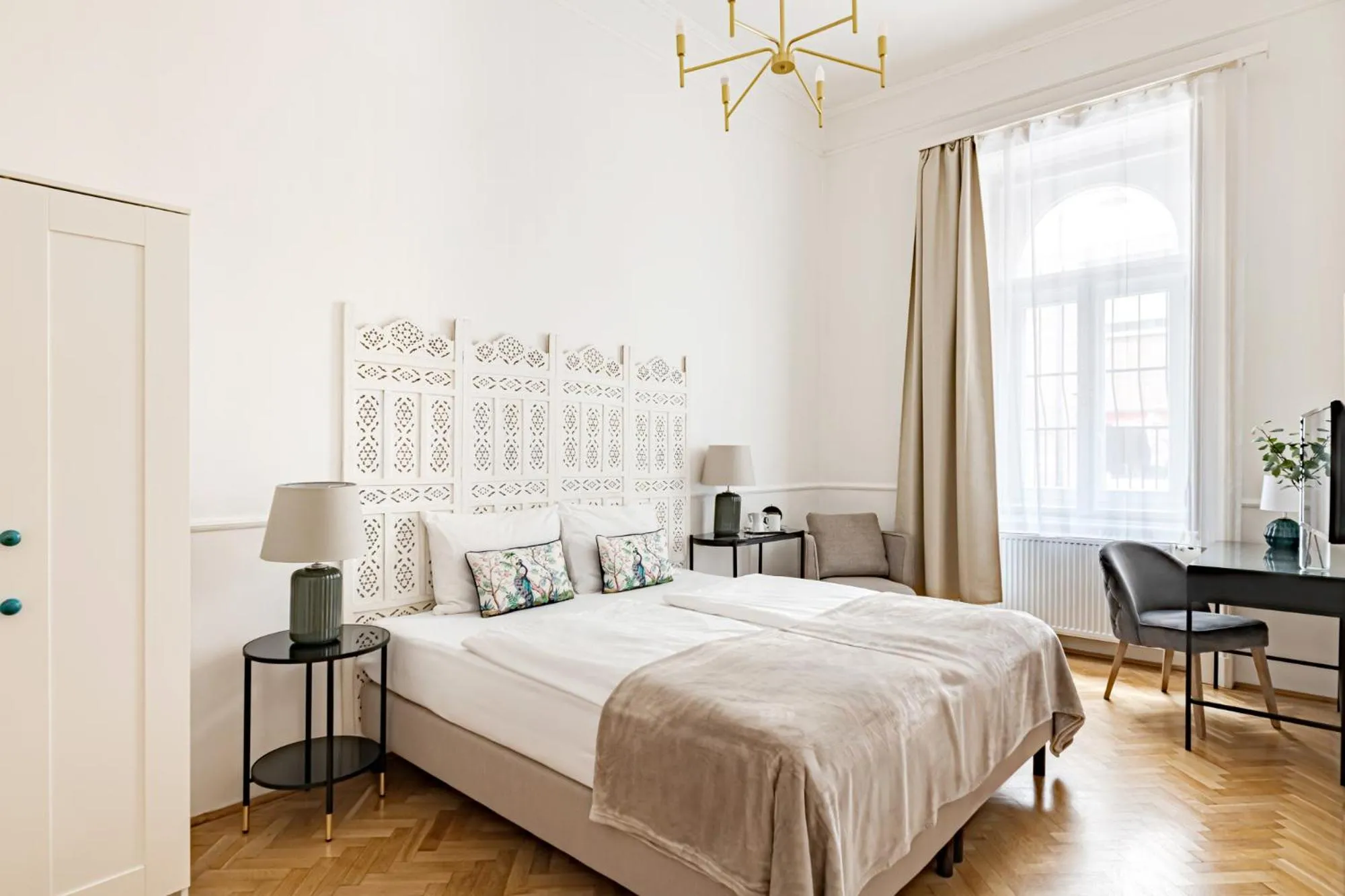 Bed in Beletage-Boutique Hotel