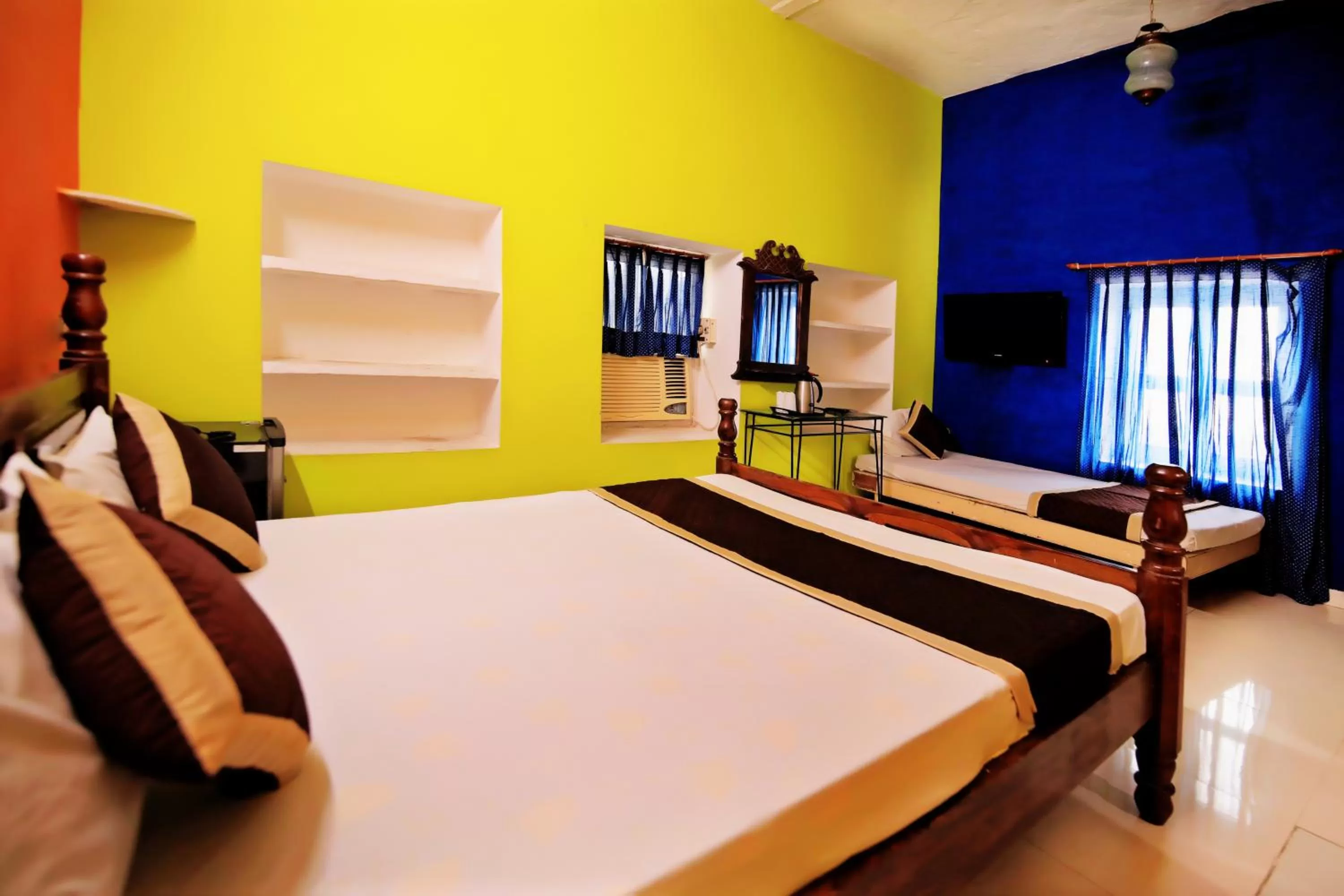 Bed in Hotel Panorama Haveli