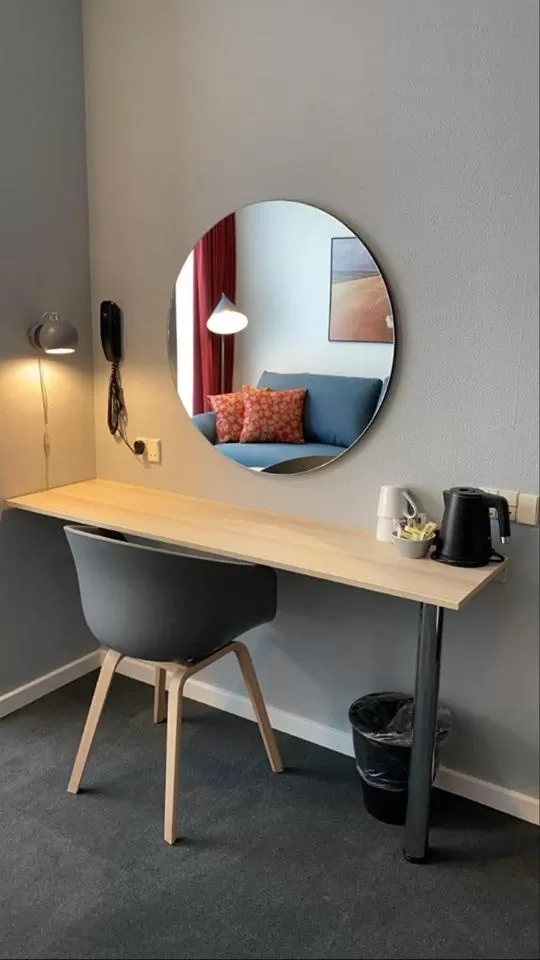 hair dresser in Skaga Hotel