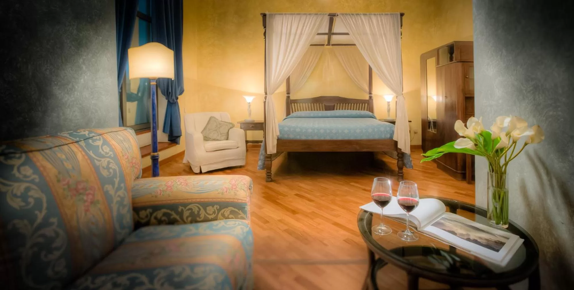 Bed in Hotel Torre Guelfa Palazzo Acciaiuoli