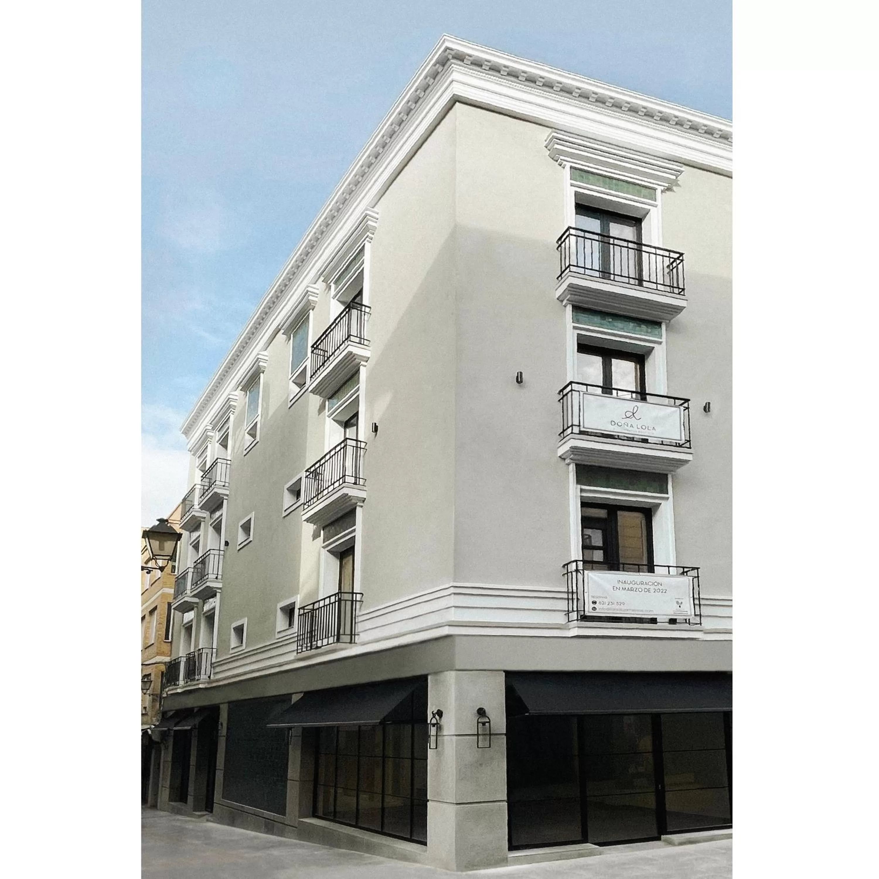 Property building in Doña Lola Alojamientos Boutique