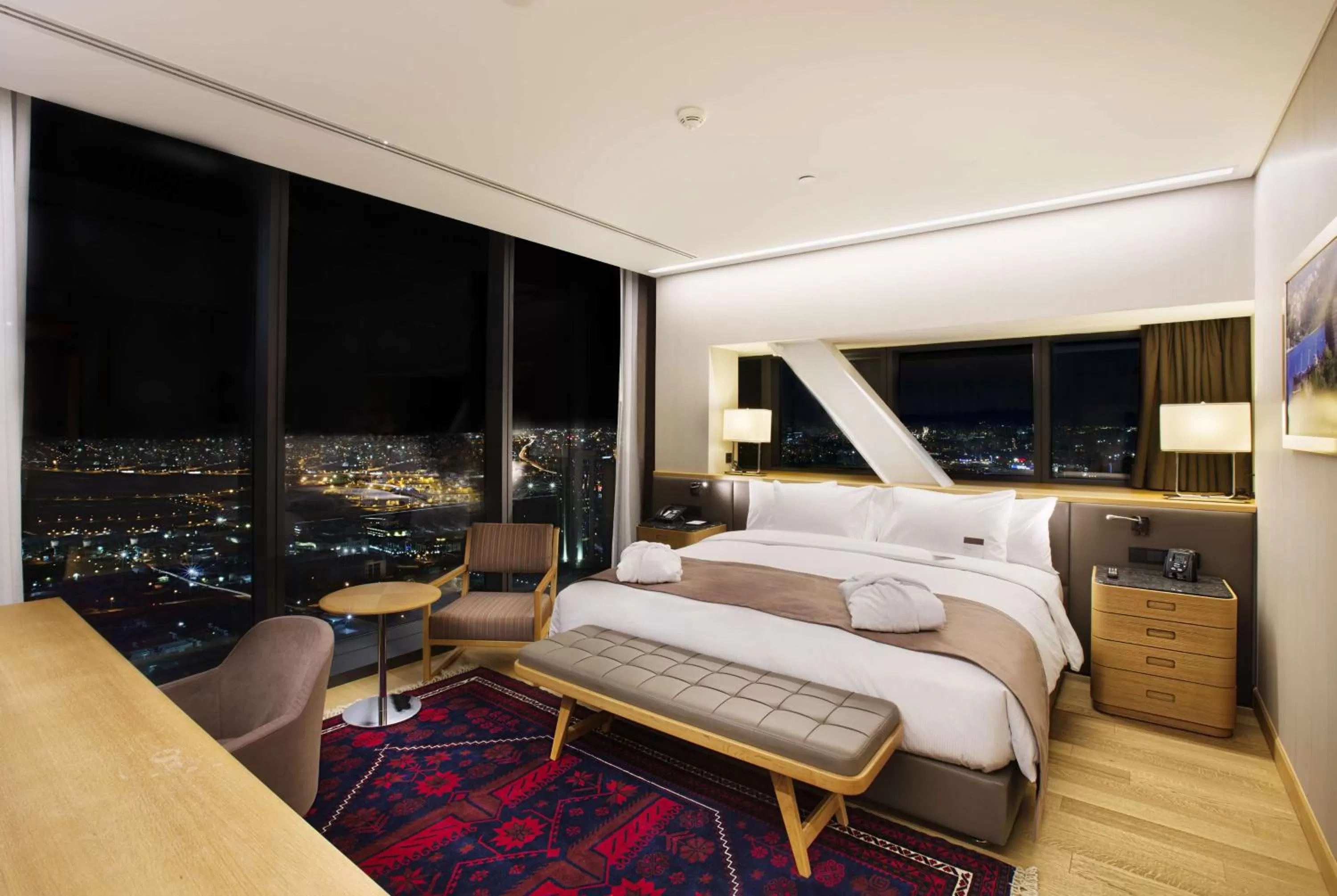 Bed in DoubleTree by Hilton Istanbul-Avcilar