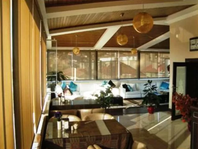 Balcony/Terrace, Kitchen/Kitchenette in Sahinbey Hotel