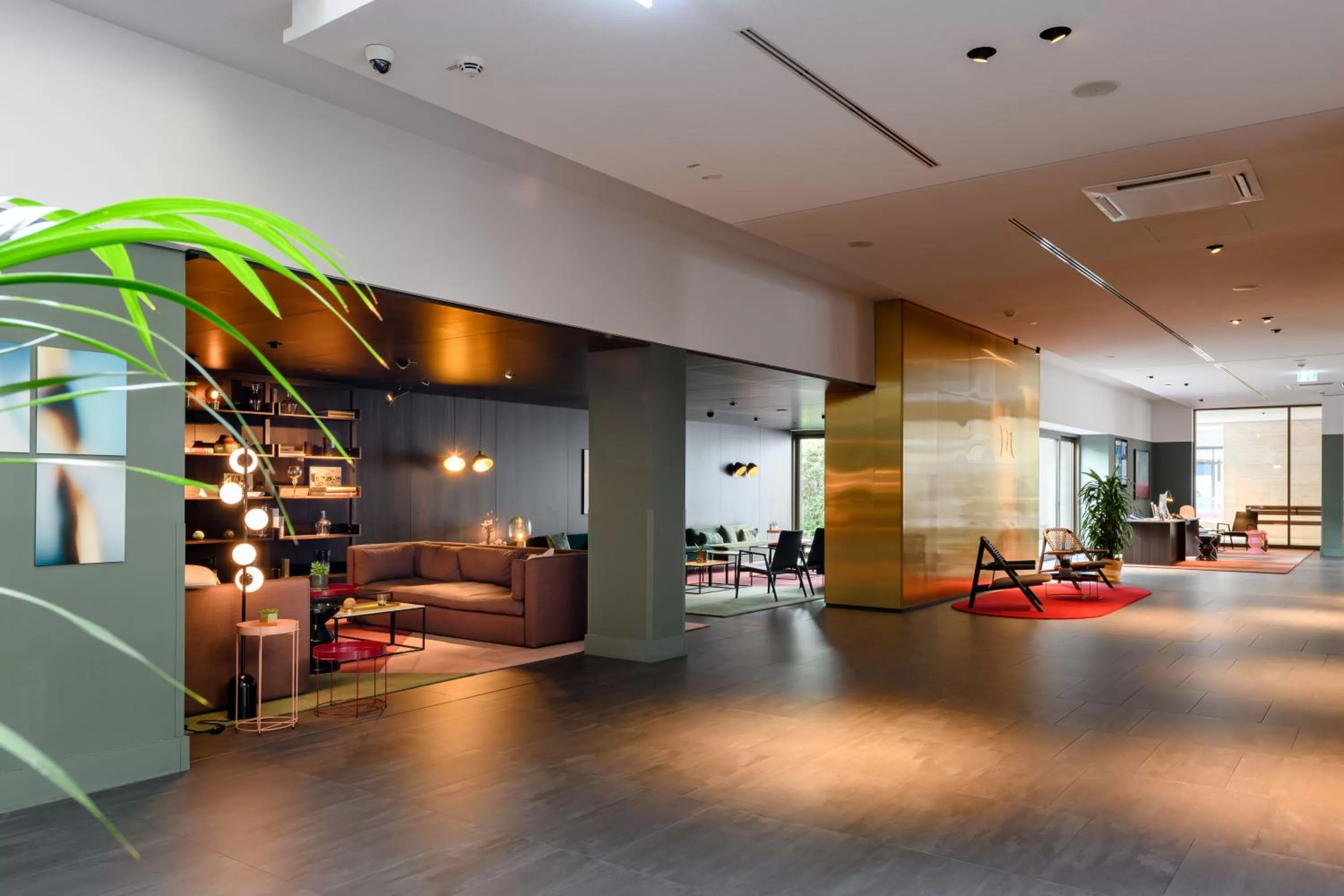 Lobby or reception in Mercure Hotel Wiesbaden City