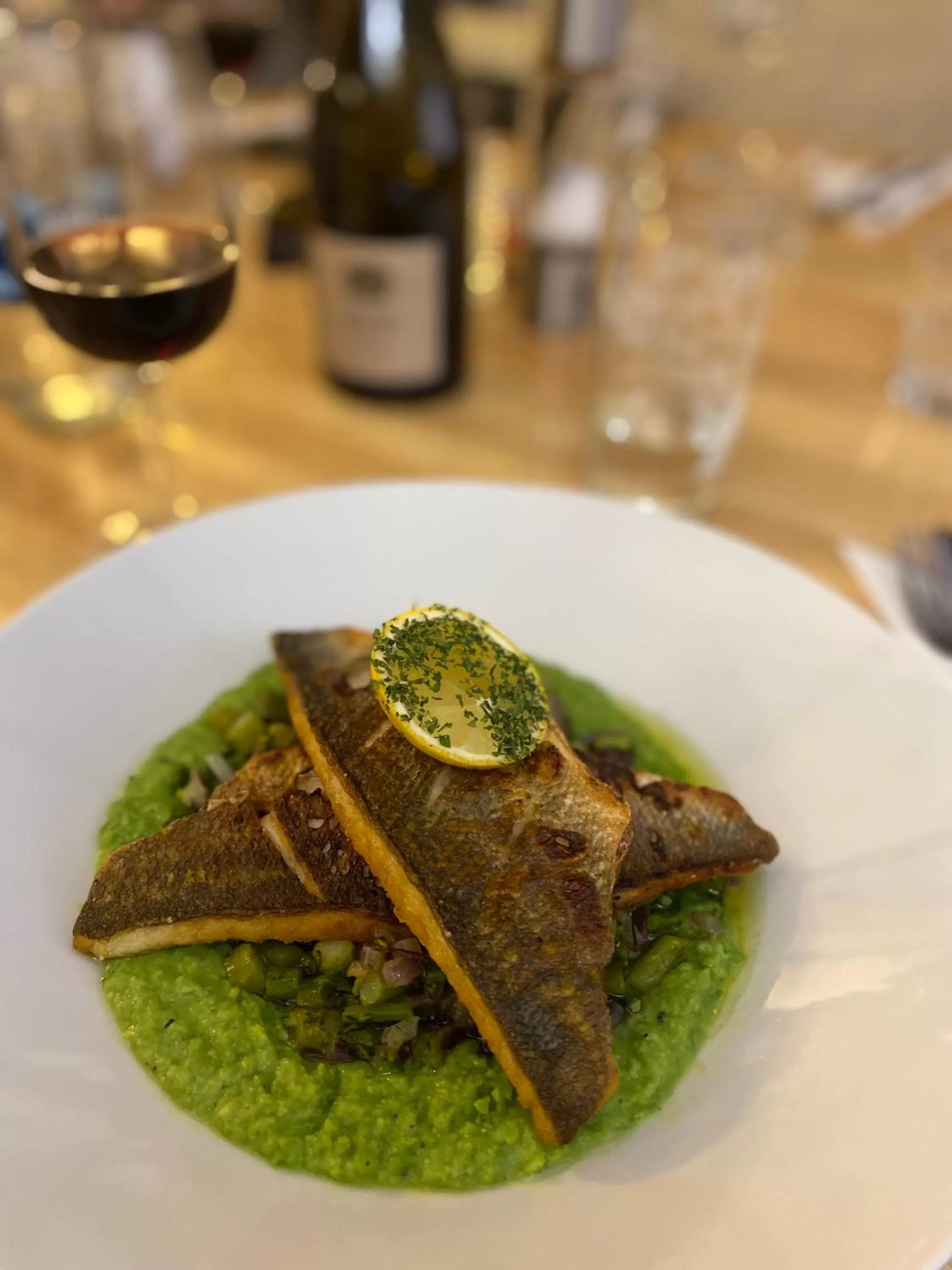 Restaurant/places to eat in The Mariners Hotel