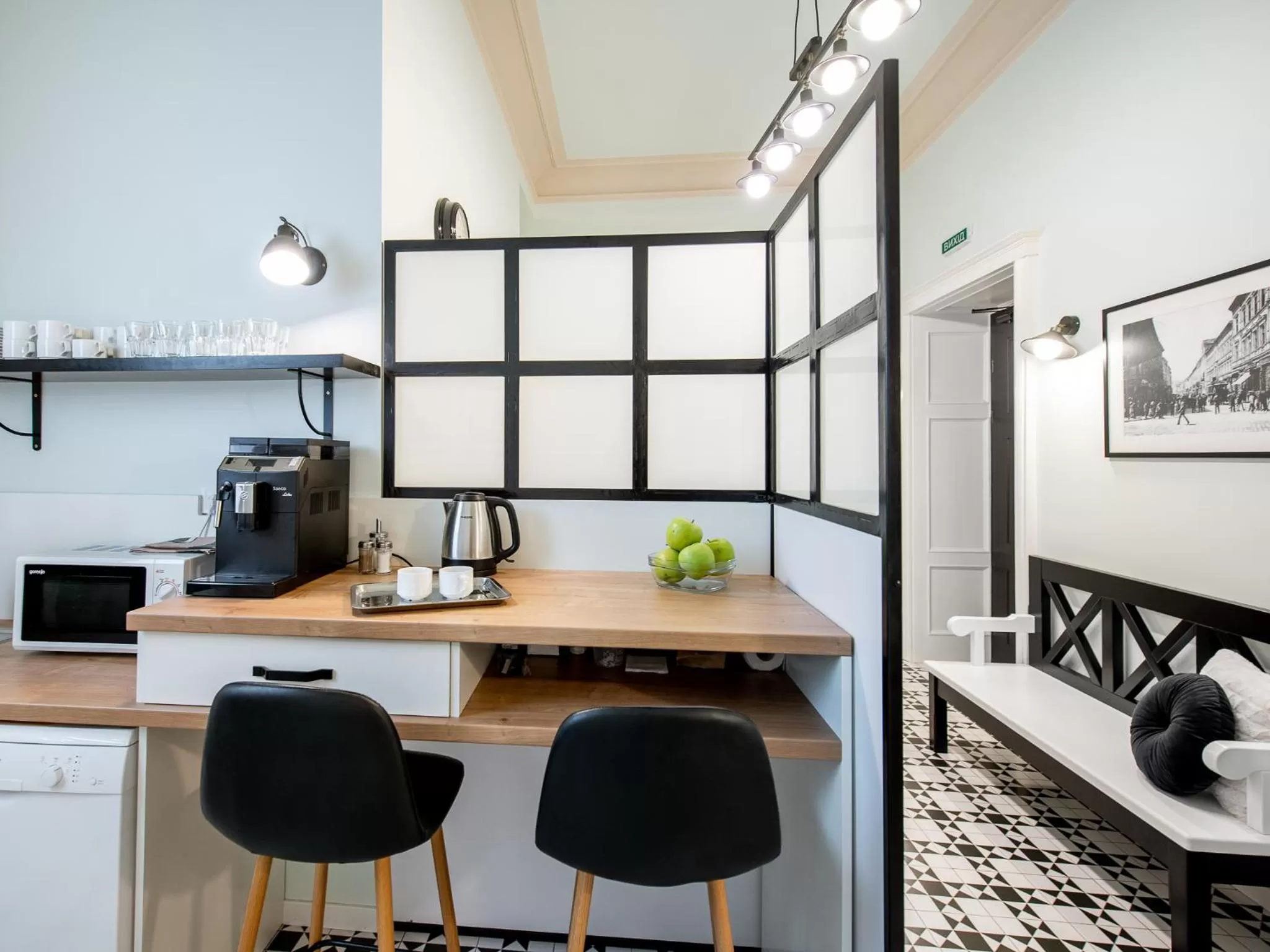 Kitchen or kitchenette in Art Deco Central Rooms