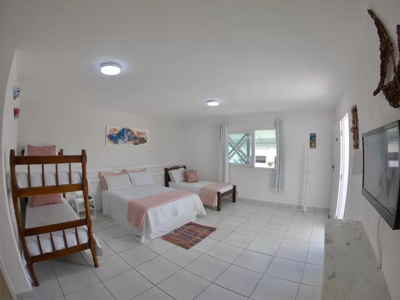 Photo of the whole room in Pousada America do Sol