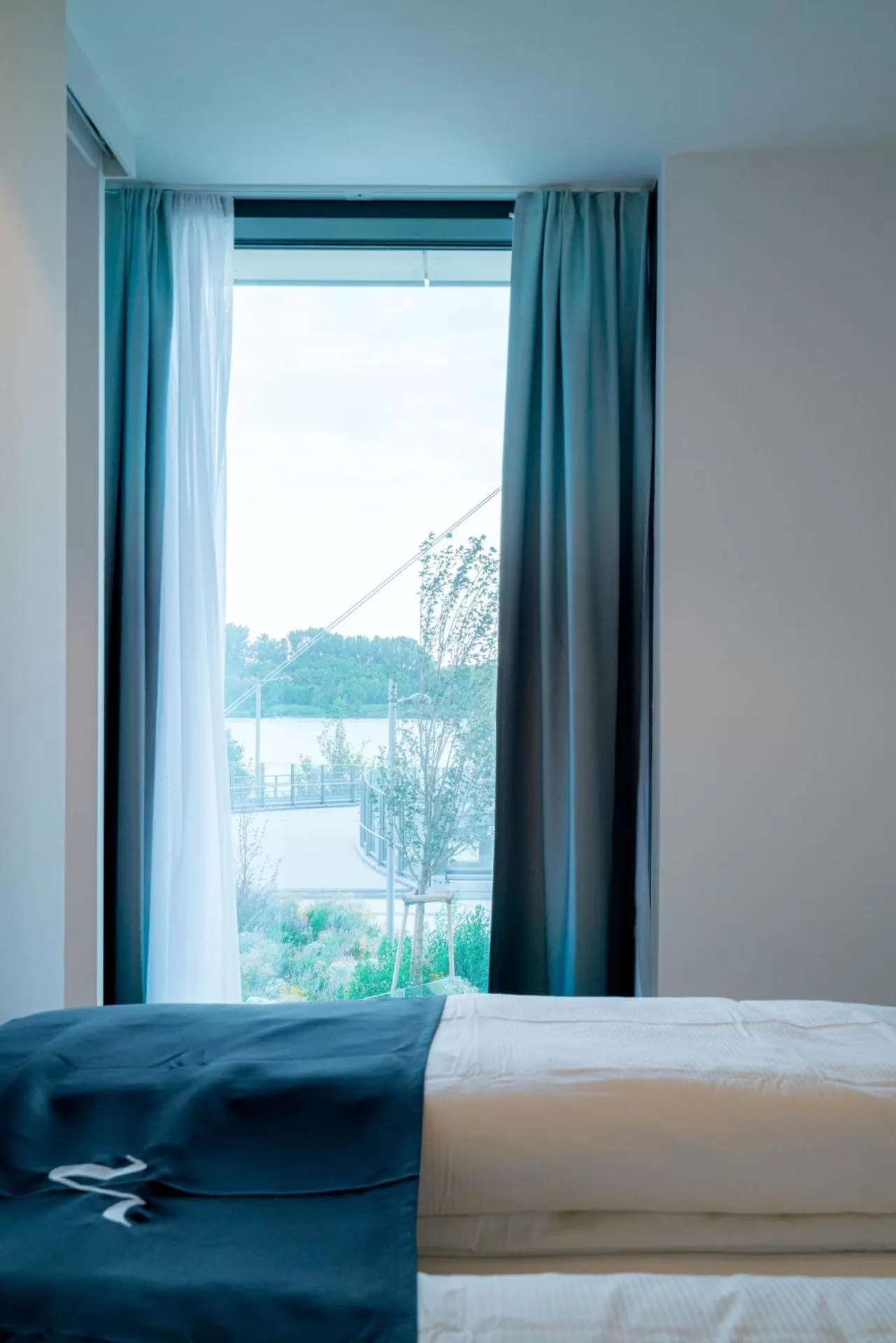 Bed in Vienna Residence, Marina Tower - Danube