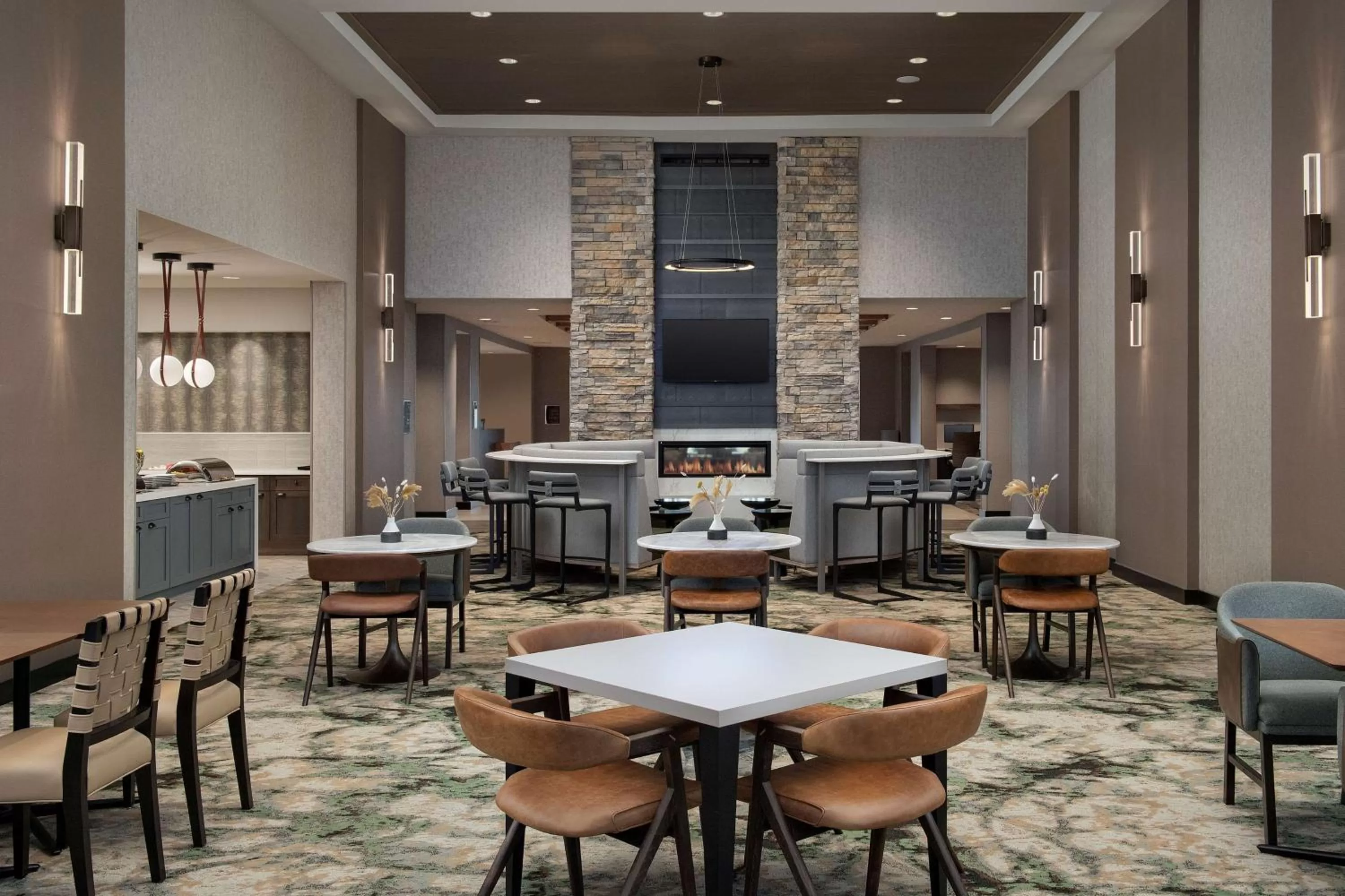 Dining area in Homewood Suites By Hilton Louisville Airport