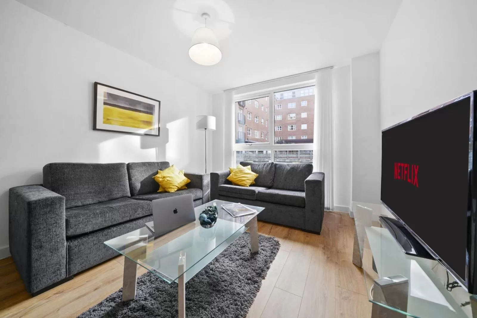 TV and multimedia, Seating Area in Onyx O2 Arena Brindley Place Broad Street Large Spacious Apartment