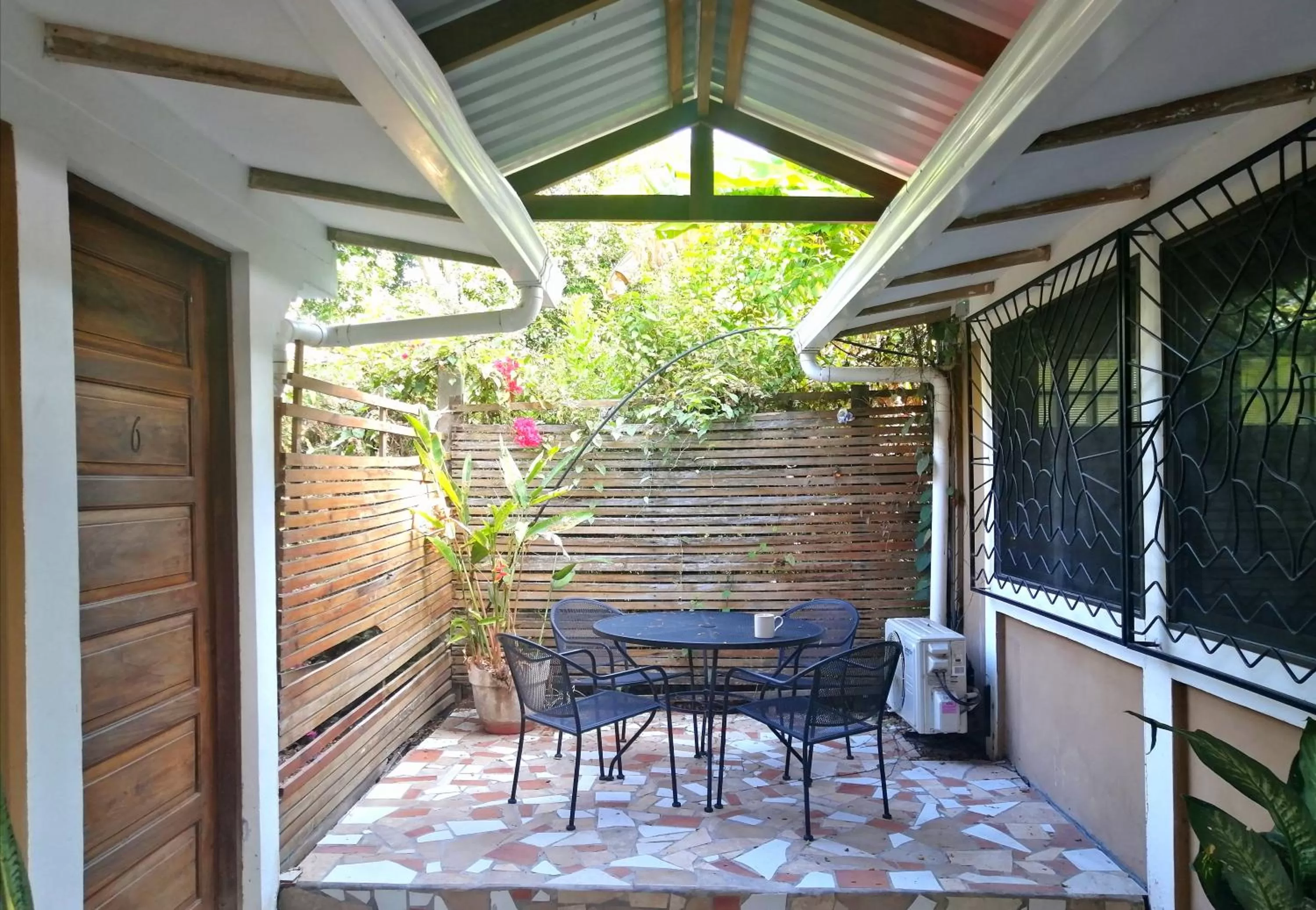Patio in Xalli Beach Hotel