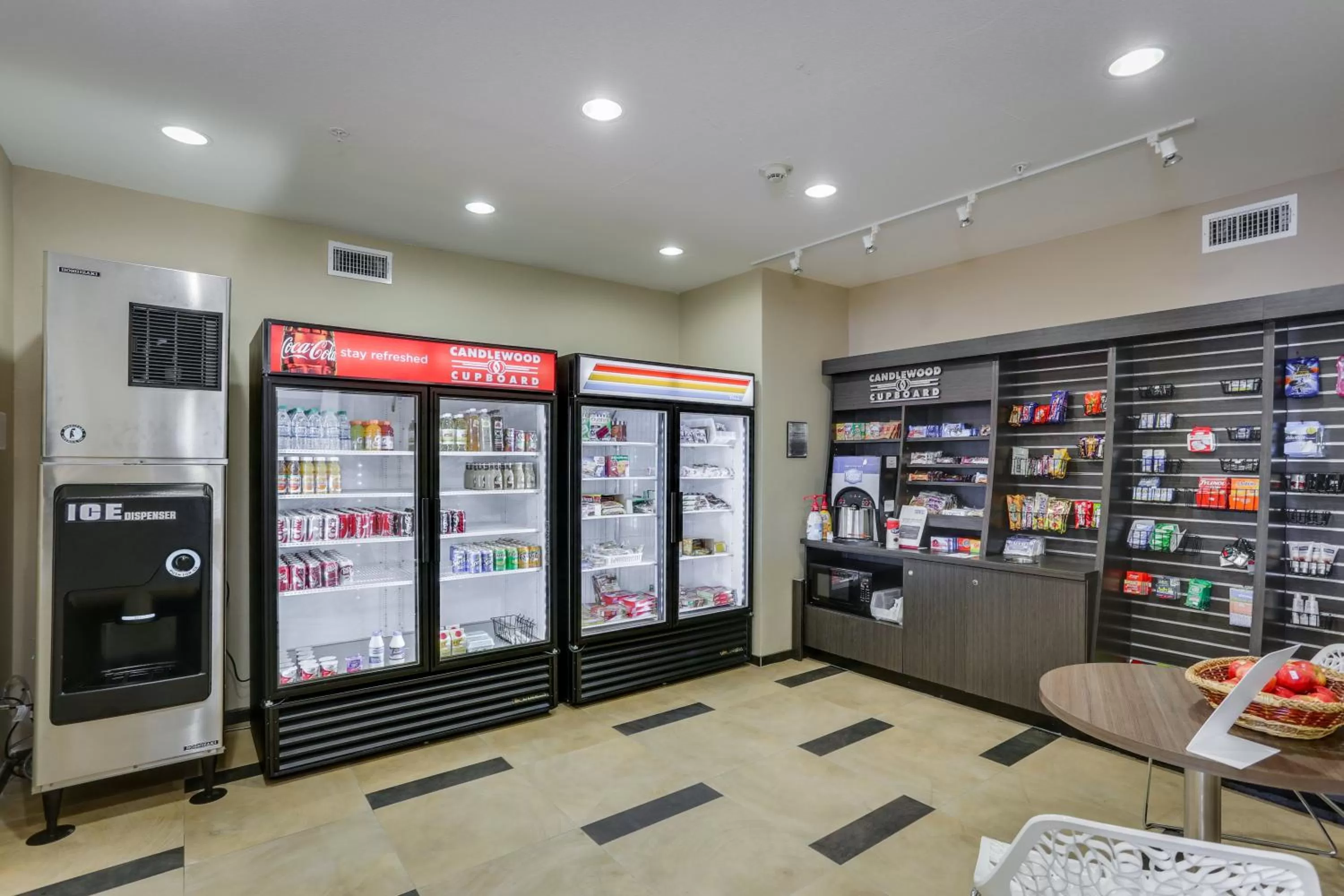 Breakfast in Candlewood Suites College Station by IHG