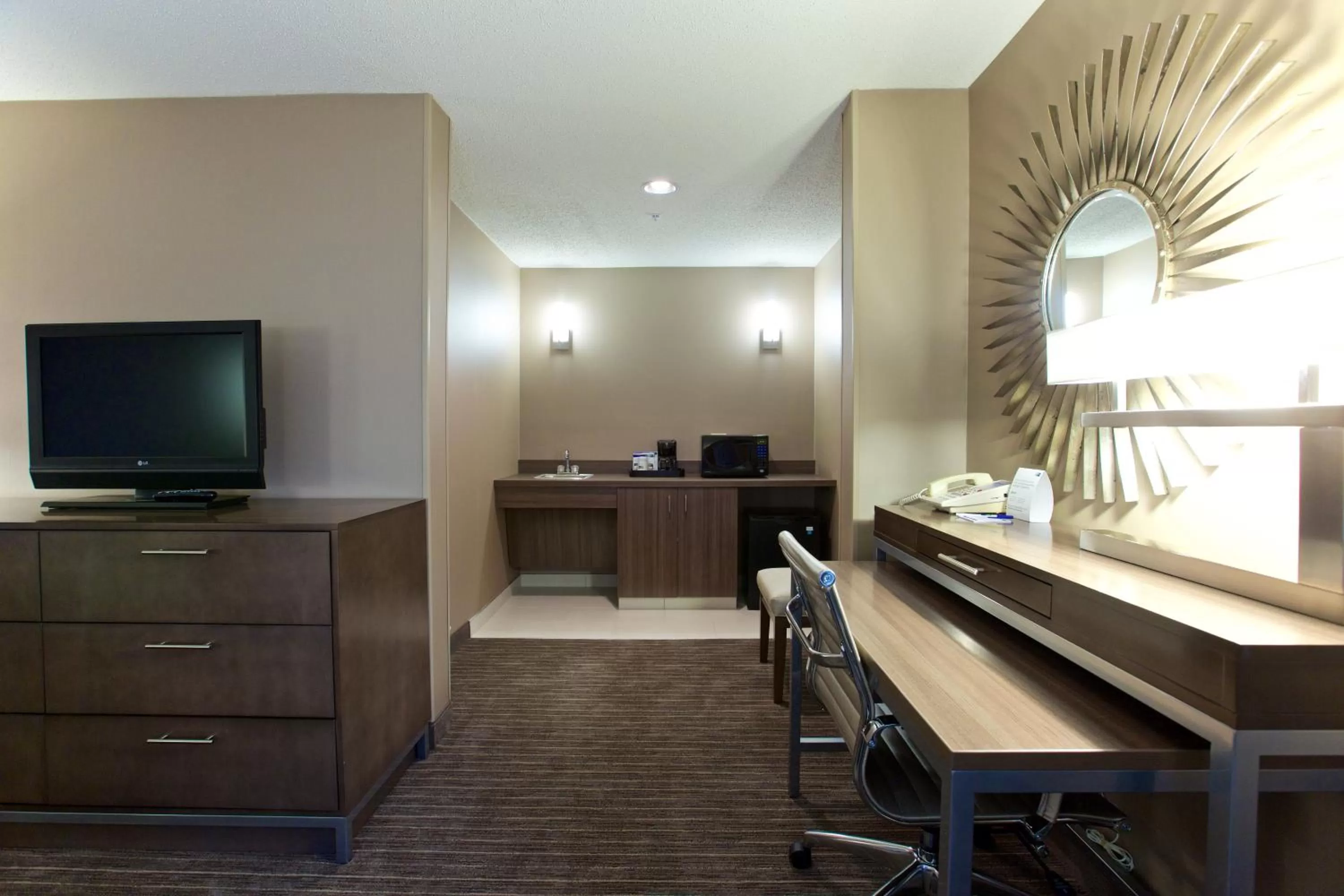 Photo of the whole room in Holiday Inn Express Fargo - West Acres by IHG
