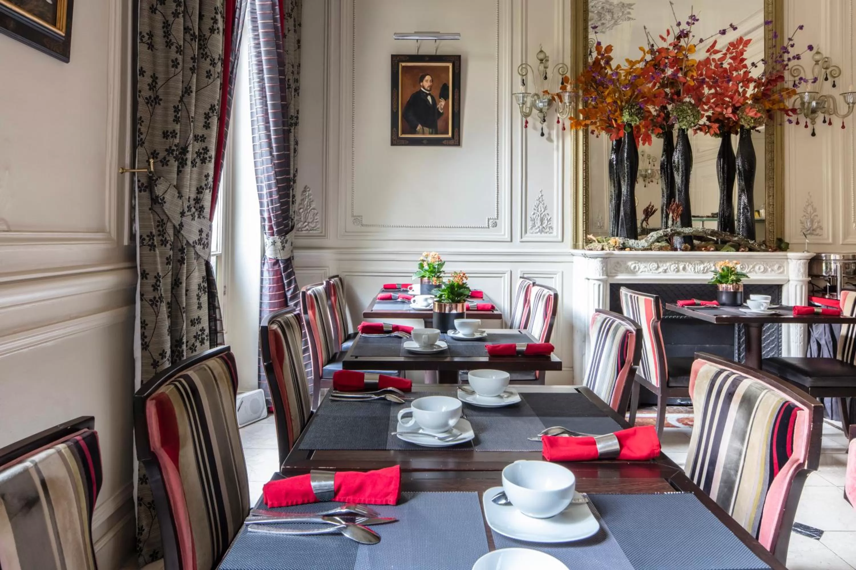 Buffet breakfast in Hôtel Regent's Garden - Astotel