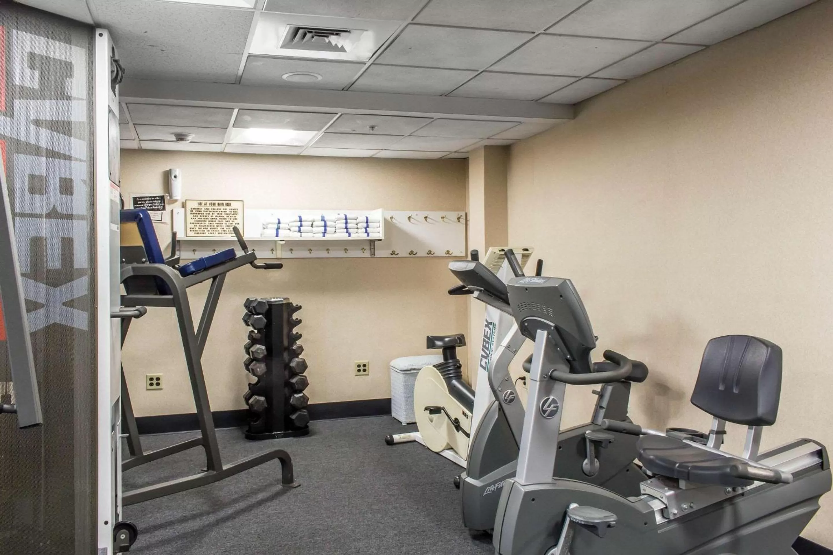 Fitness centre/facilities in Clarion Hotel & Conference Center