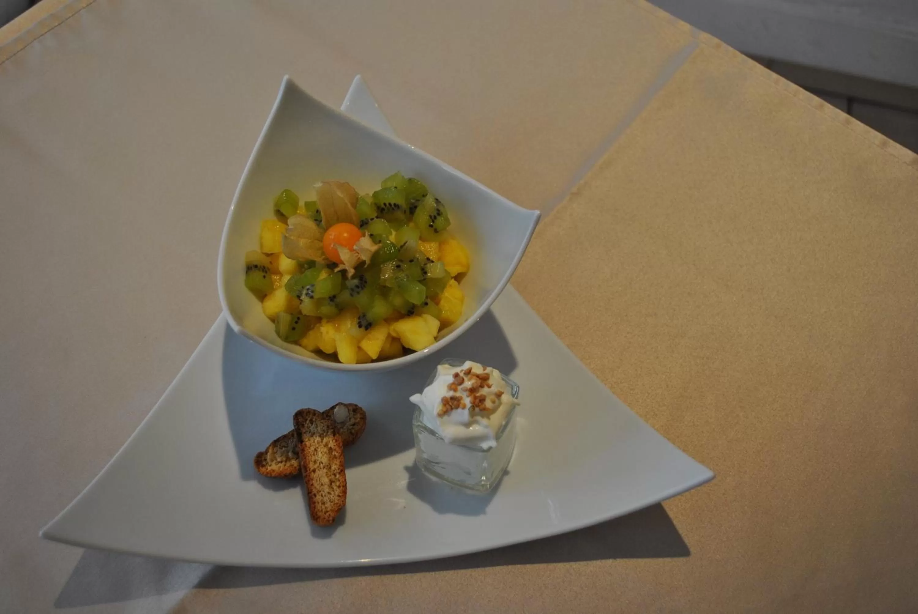 Food and drinks in Hôtel Restaurant Le Provençal