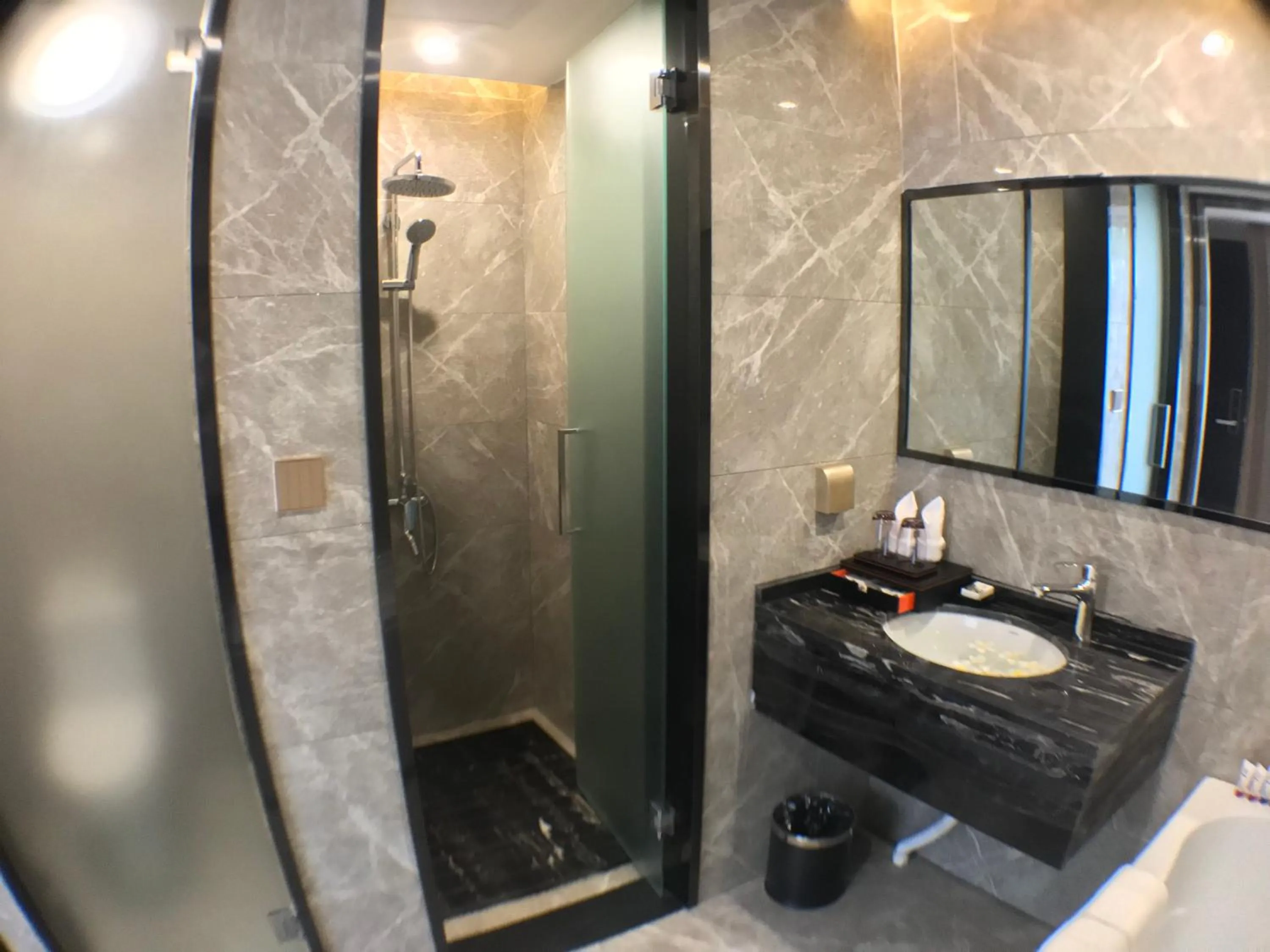 Toilet in Le Chen Miiya Hotel