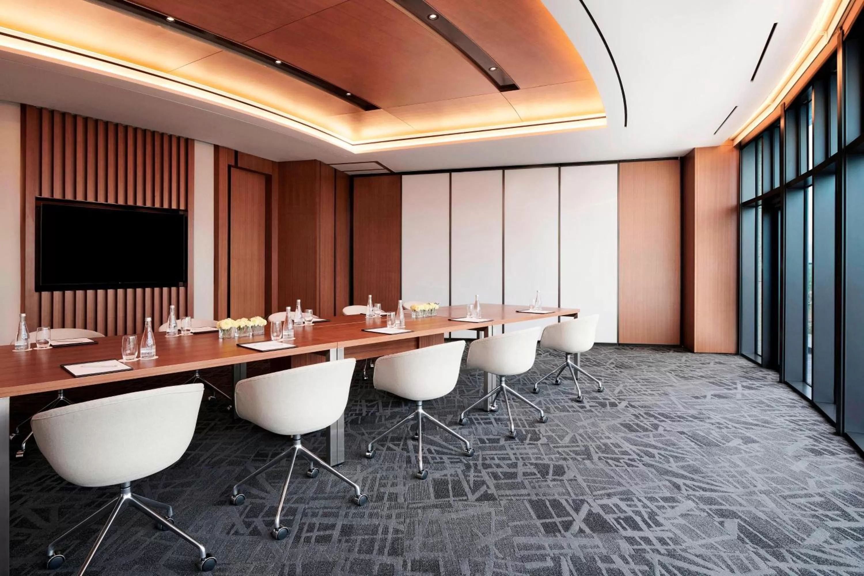 Meeting/conference room in Courtyard by Marriott Seoul Botanic Park