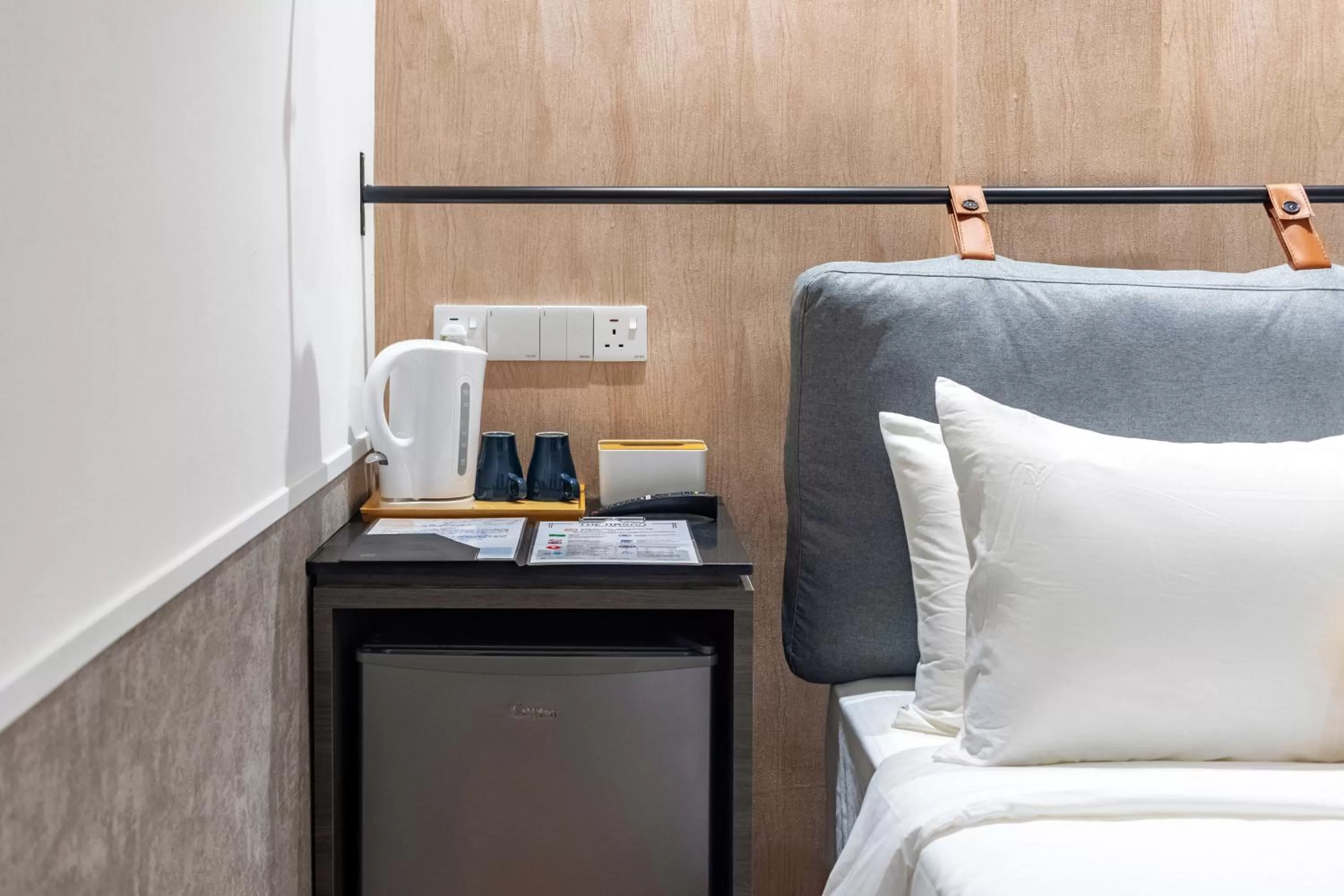 hair dresser in Bagan Suite