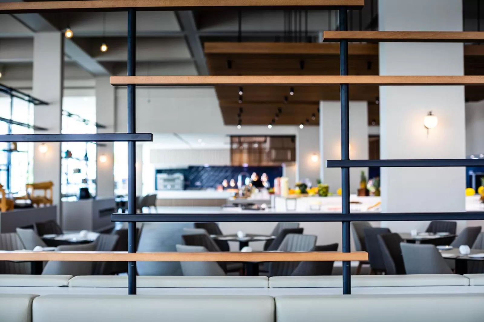 Restaurant/places to eat in Louis Phaethon Beach