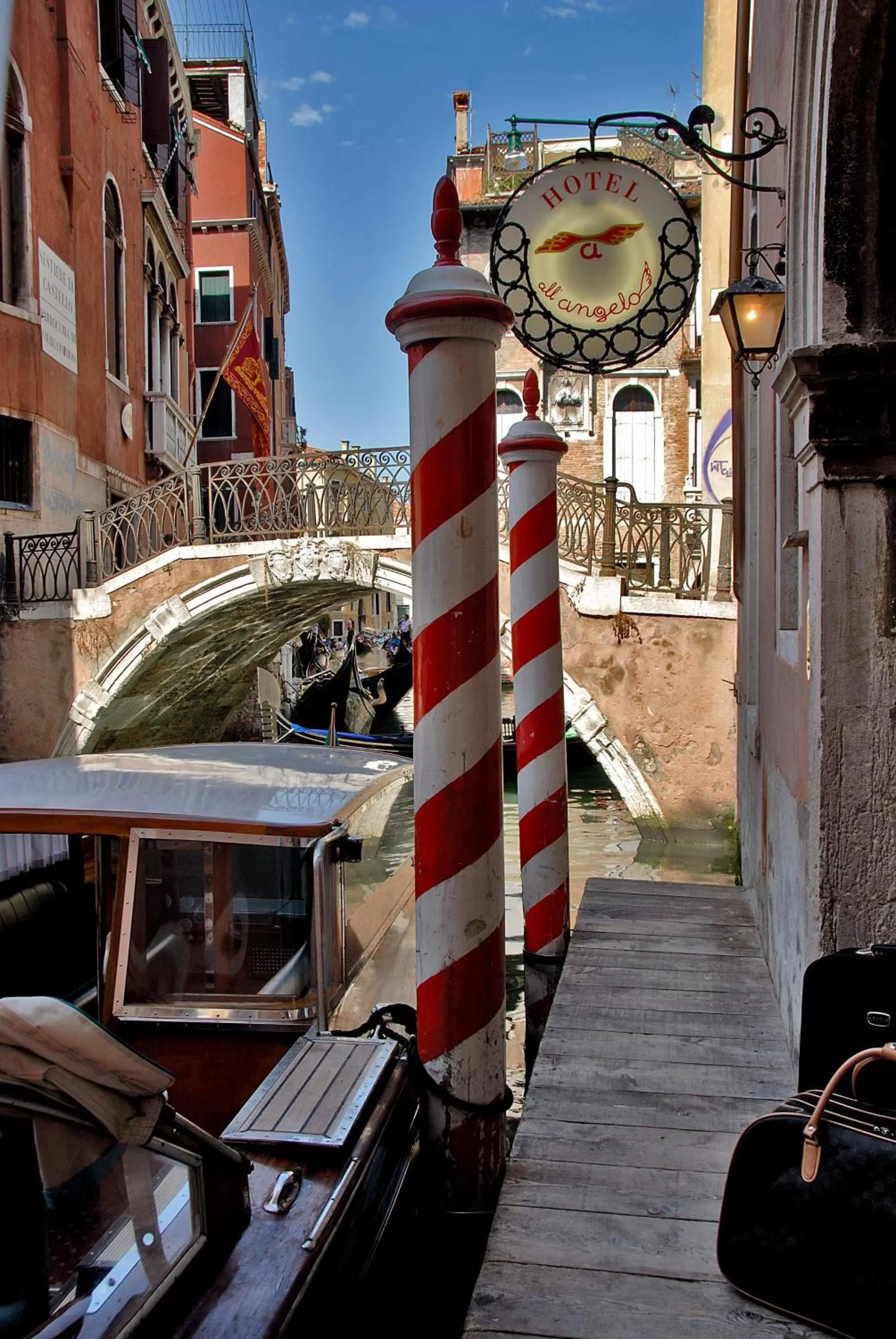 Facade/entrance in All’Angelo Art Hotel