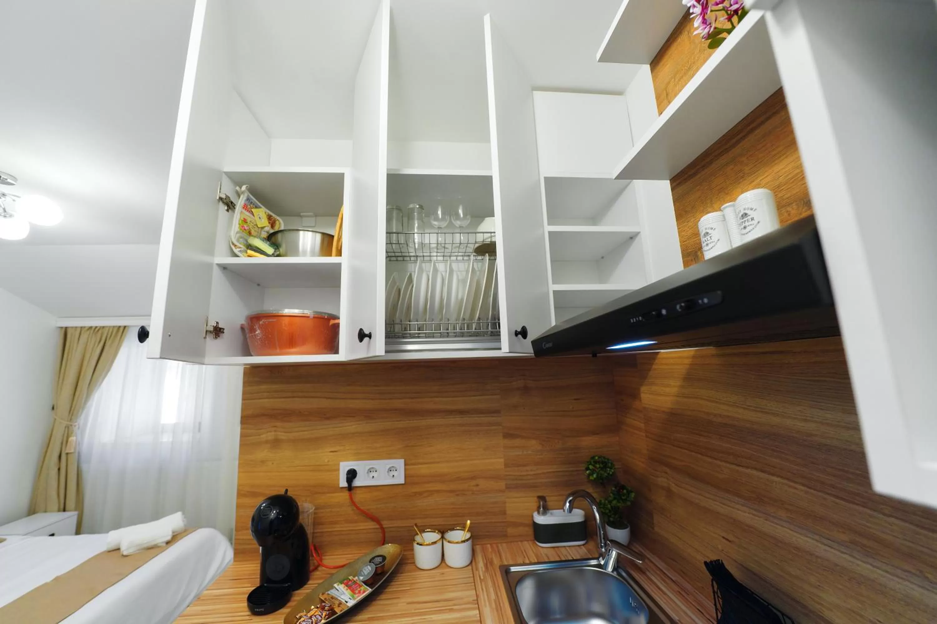 Kitchen/Kitchenette in Bella House