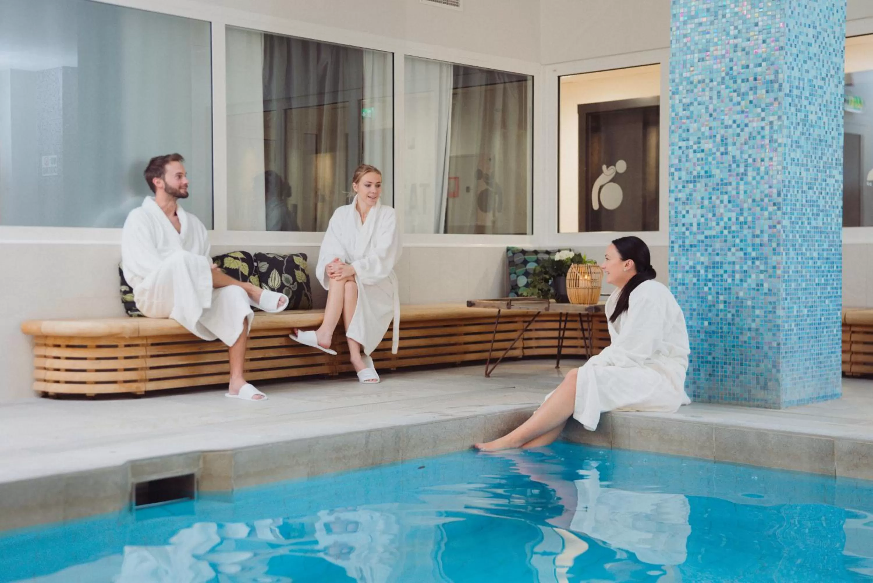 Swimming pool in Clarion Hotel Winn