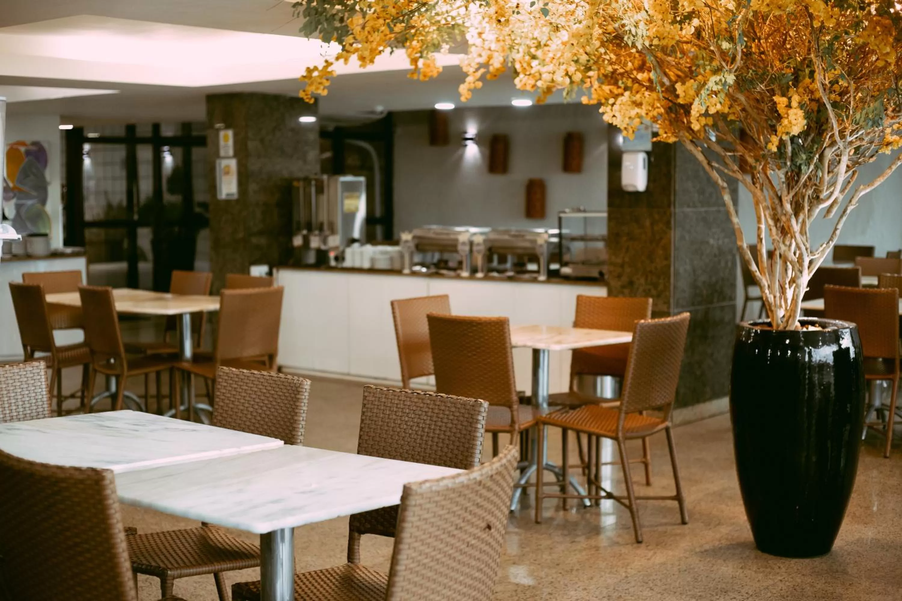 Breakfast in Hotel Golden Park Recife Boa Viagem By Nacional Inn