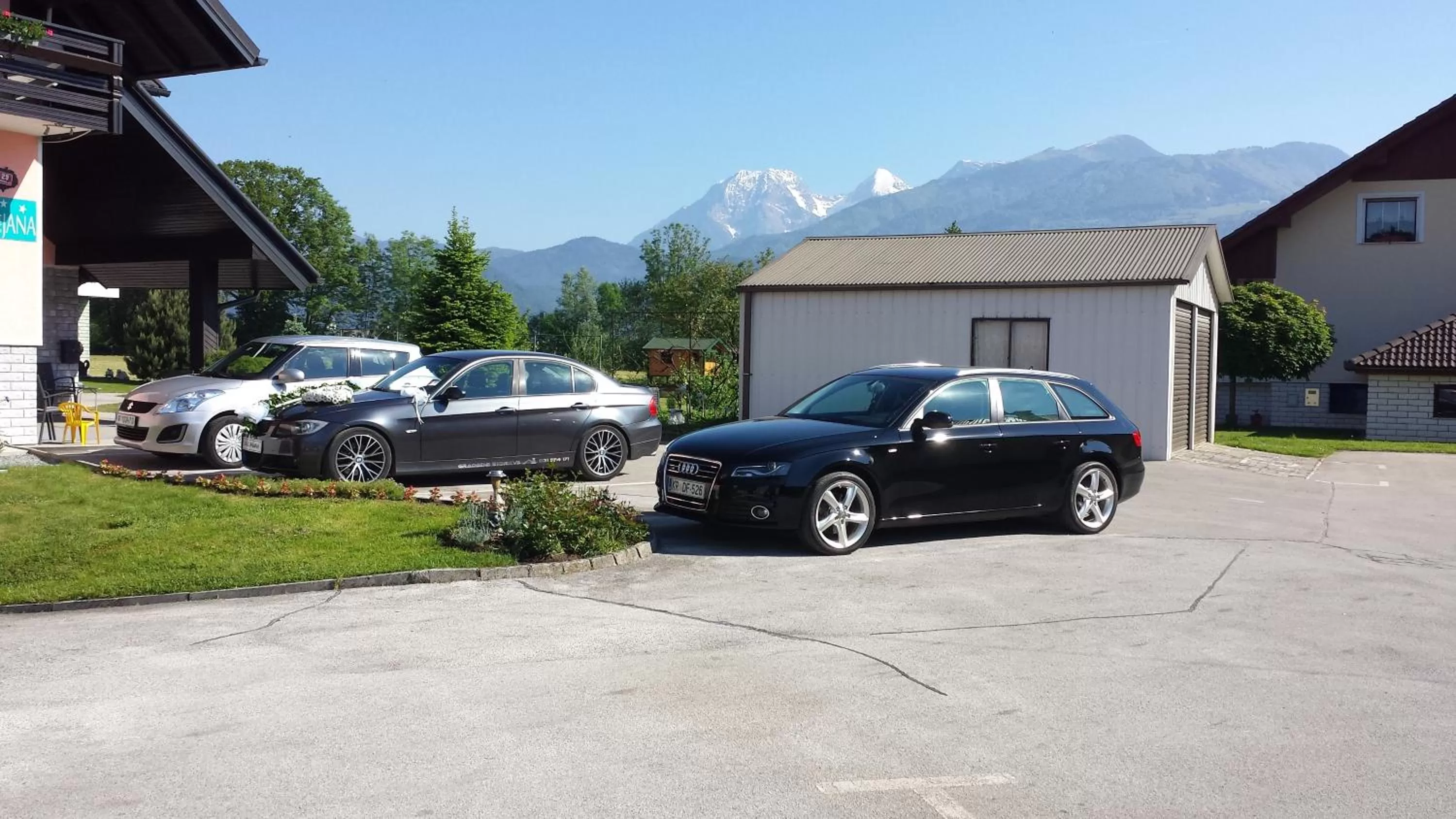 Area and facilities in Rooms & Apartments Jana