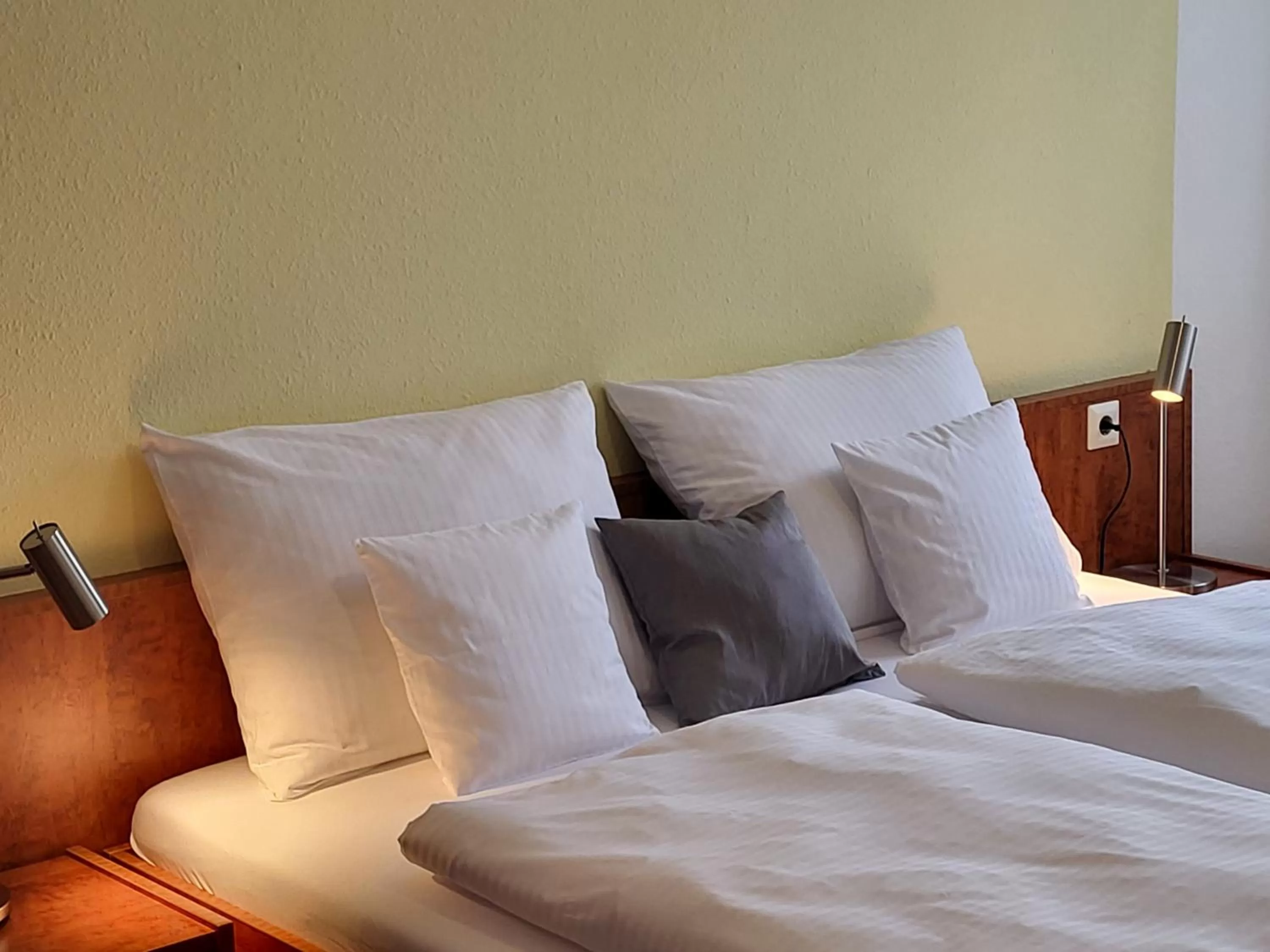 Bed in Parkhotel Am Schwanenteich