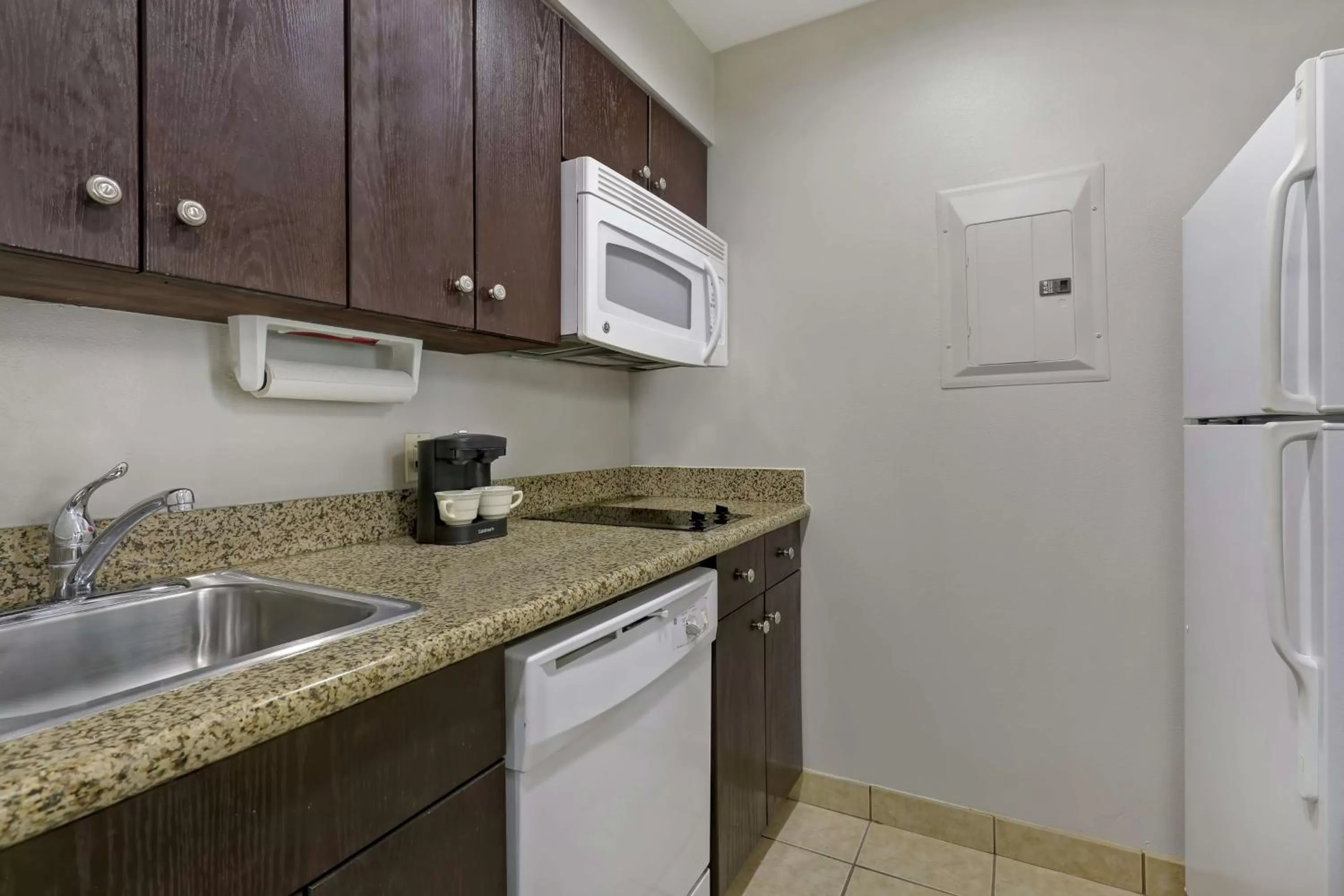 Kitchen or kitchenette in Homewood Suites by Hilton McAllen
